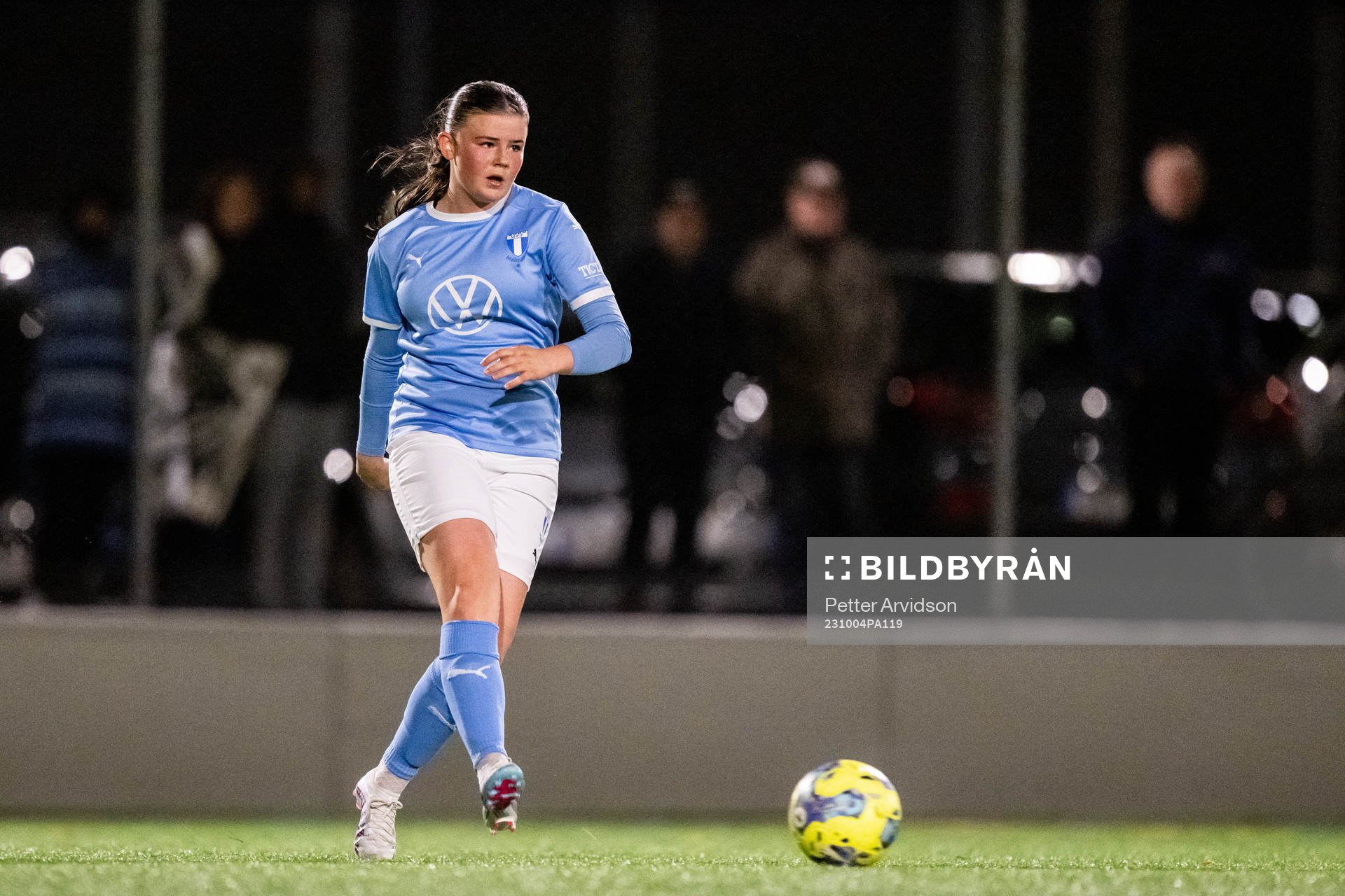 Malmö FFs Maja Alexander under fotbollsmatchen i Division 4 Sydvästra Skåne mellan Malmö FF Akademi och Ystads IF den 4 oktober 2023 i Malmö.