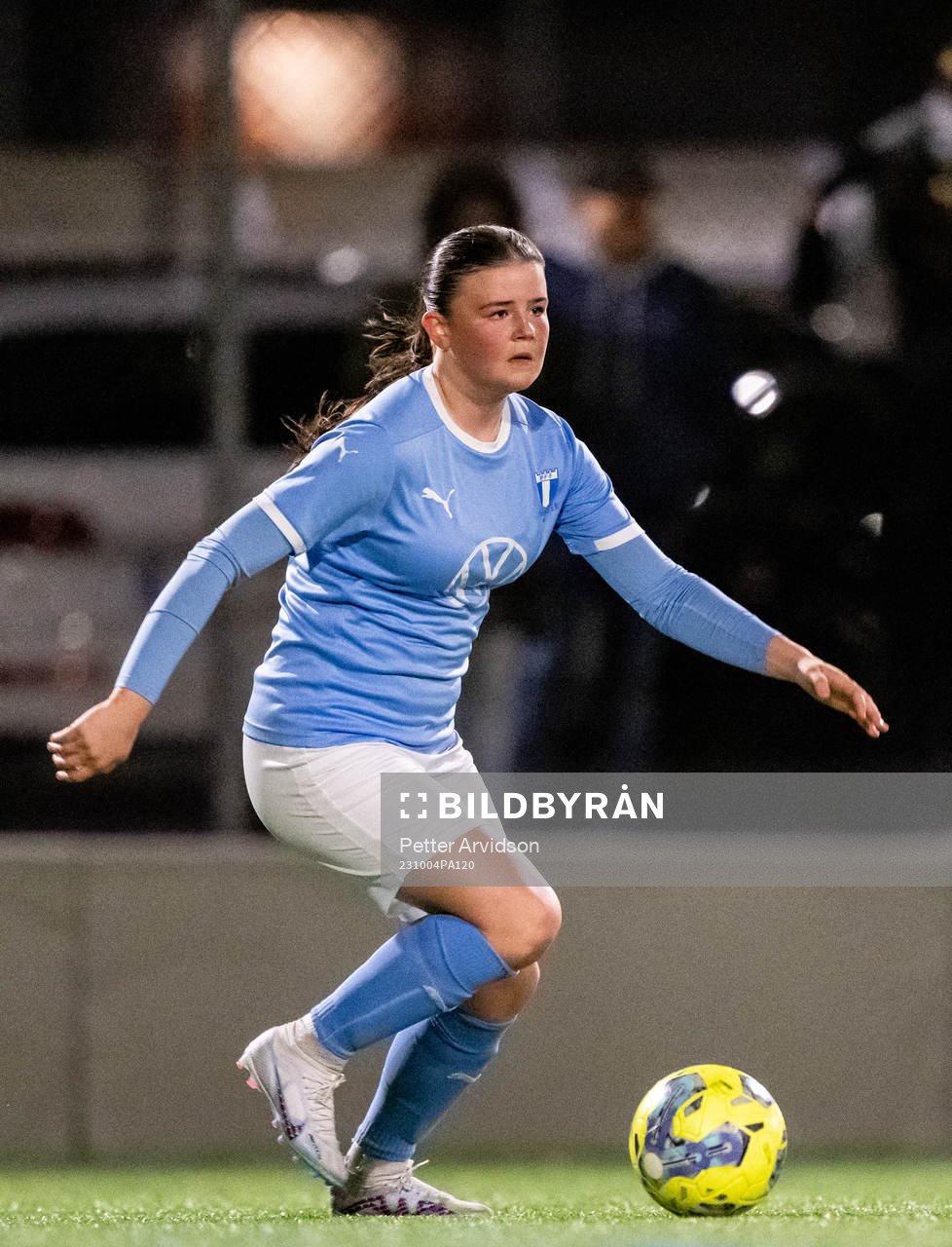 Malmö FFs Maja Alexander under fotbollsmatchen i Division 4 Sydvästra Skåne mellan Malmö FF Akademi och Ystads IF den 4 oktober 2023 i Malmö.