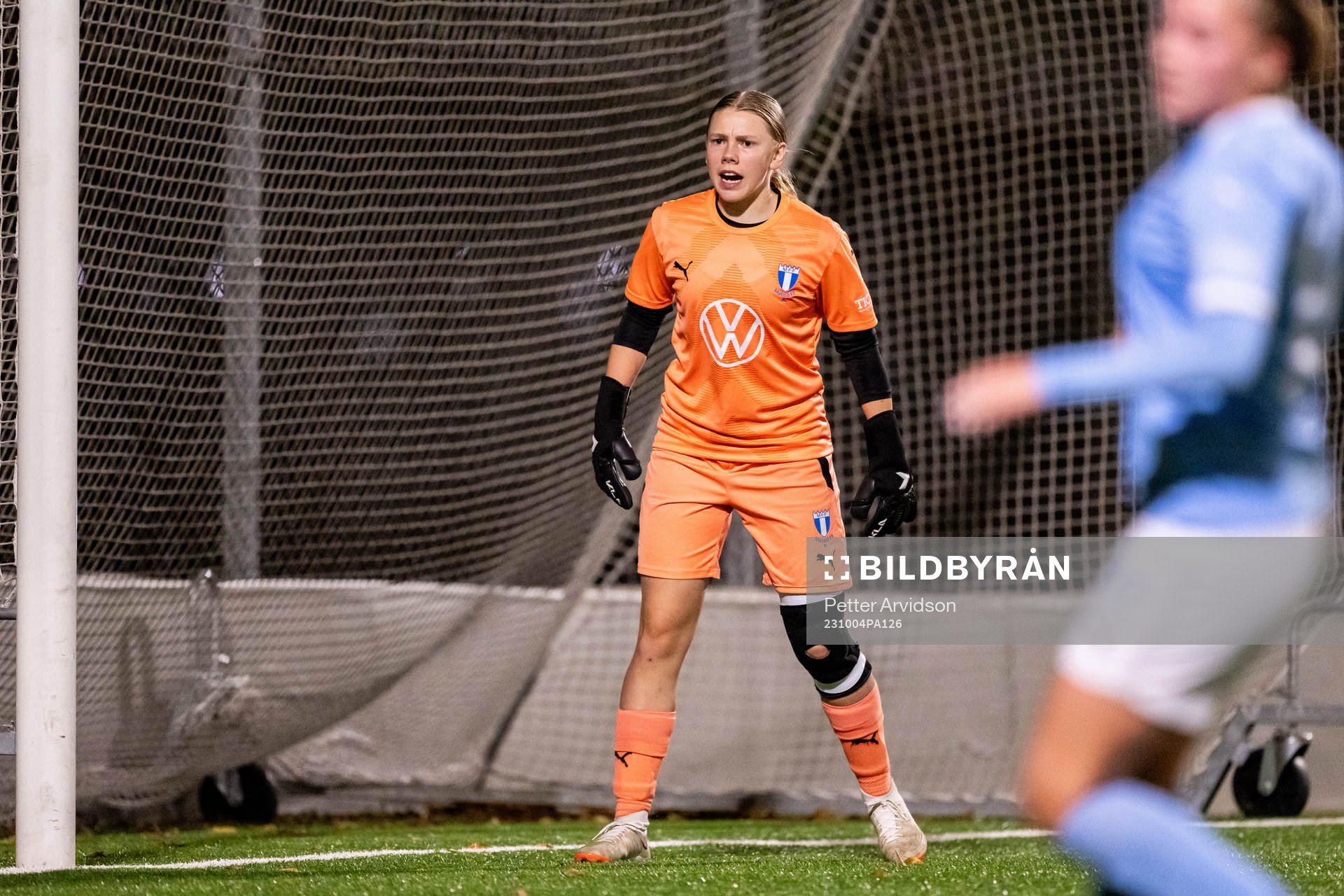 Malmö FFs målvakt Tilda Bossner under fotbollsmatchen i Division 4 Sydvästra Skåne mellan Malmö FF Akademi och Ystads IF den 4 oktober 2023 i Malmö.