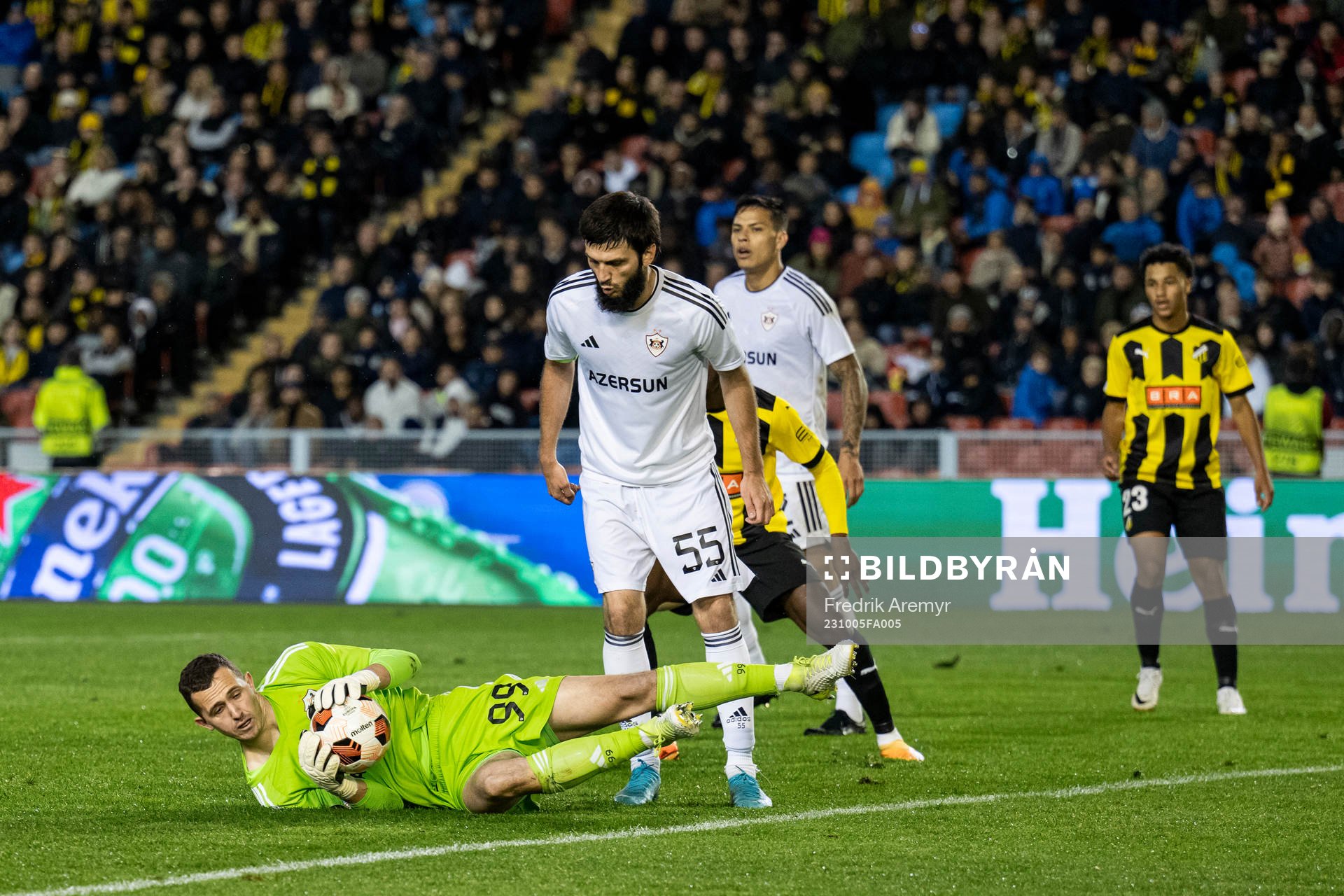 gGoalkeeper Andrey Lunev of Qarabag during the UEFA Europa League football match between Häcken and Qarabag on October 5, 2023 in Gothenburg.