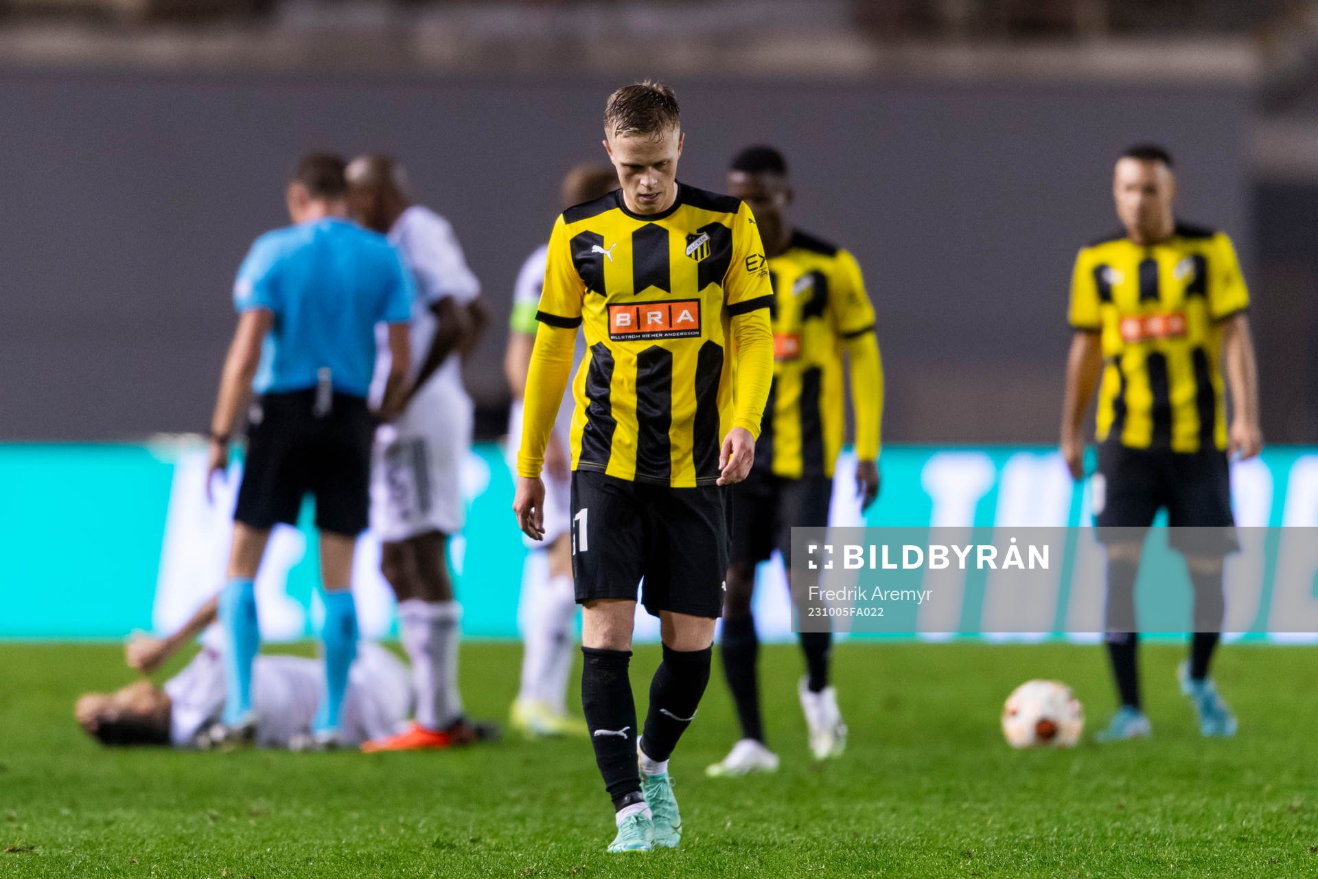 Tomas Olai Totland of Häcken looks dejected