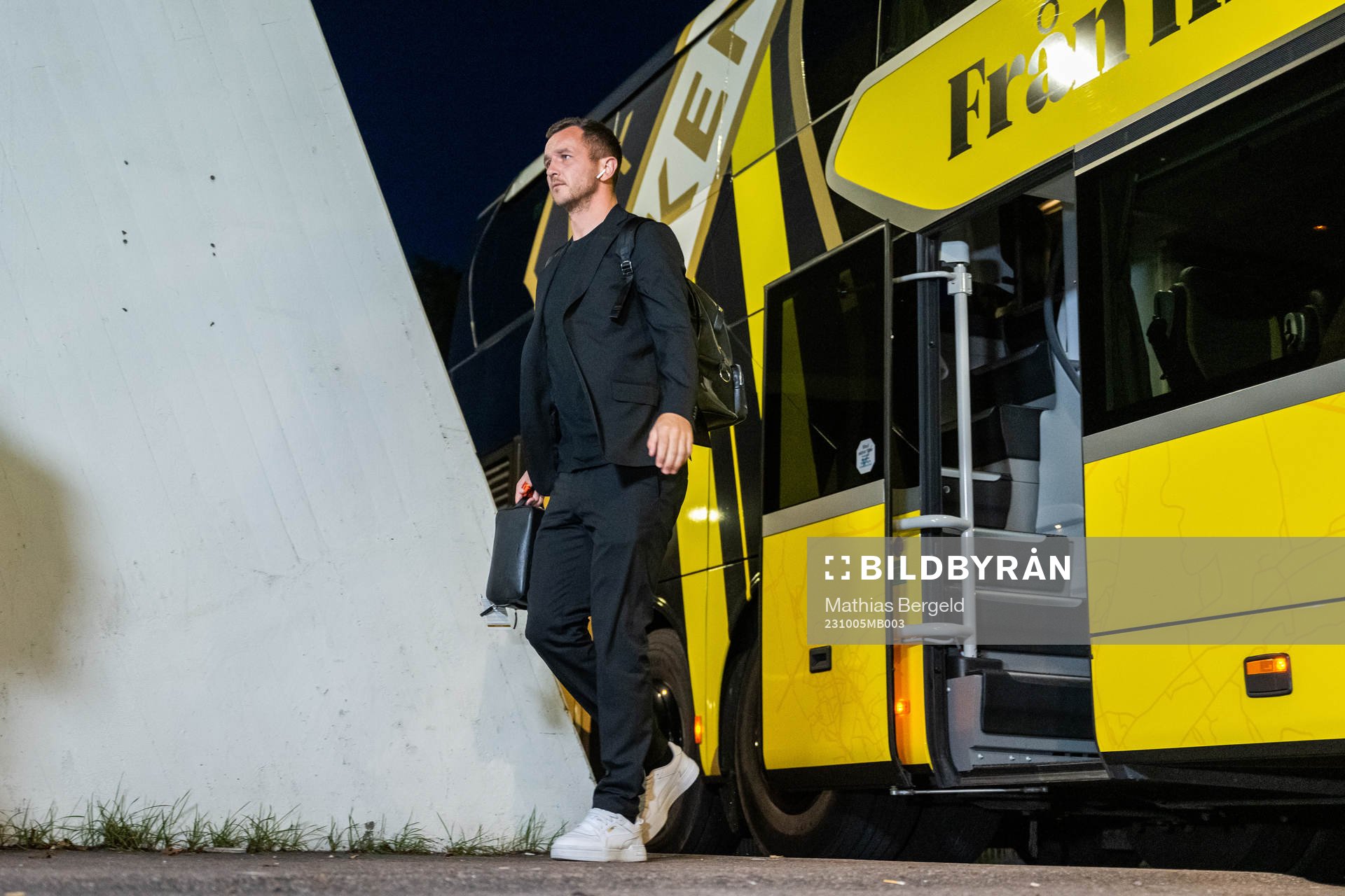 Even Hovland of Häcken arrives