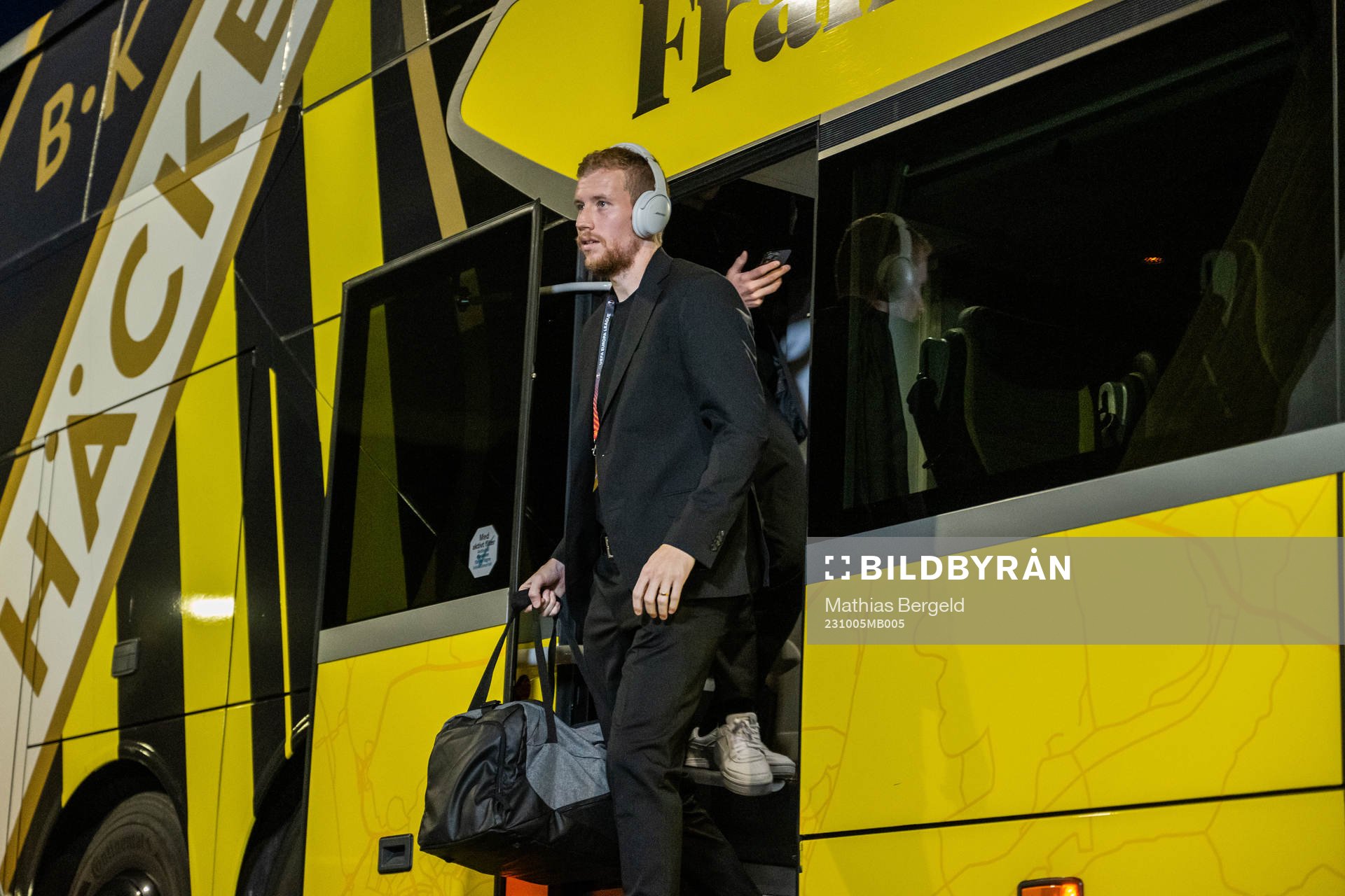 Simon Gustafson of Häcken arrives