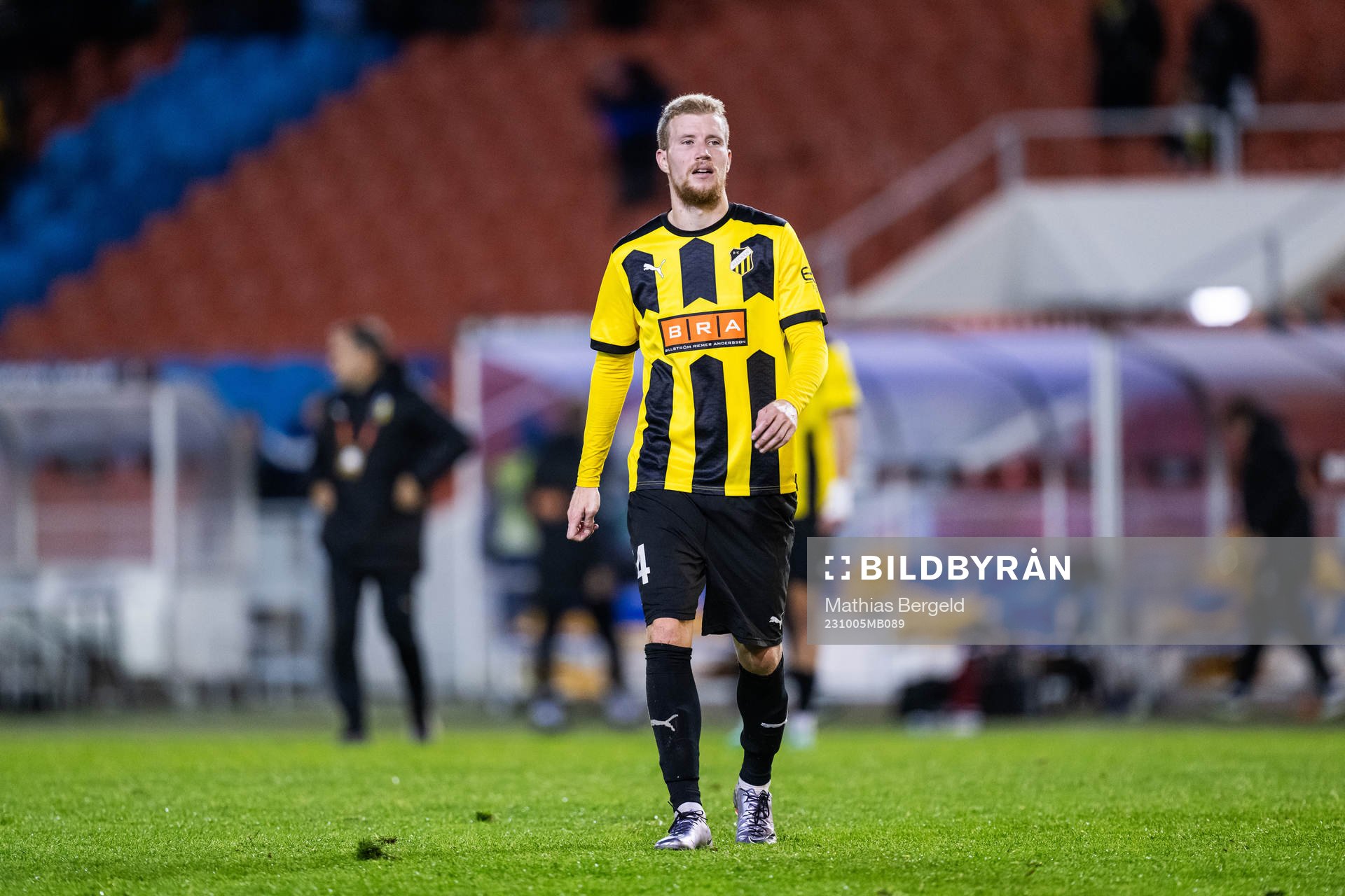 Simon Gustafson of Häcken looks dejected