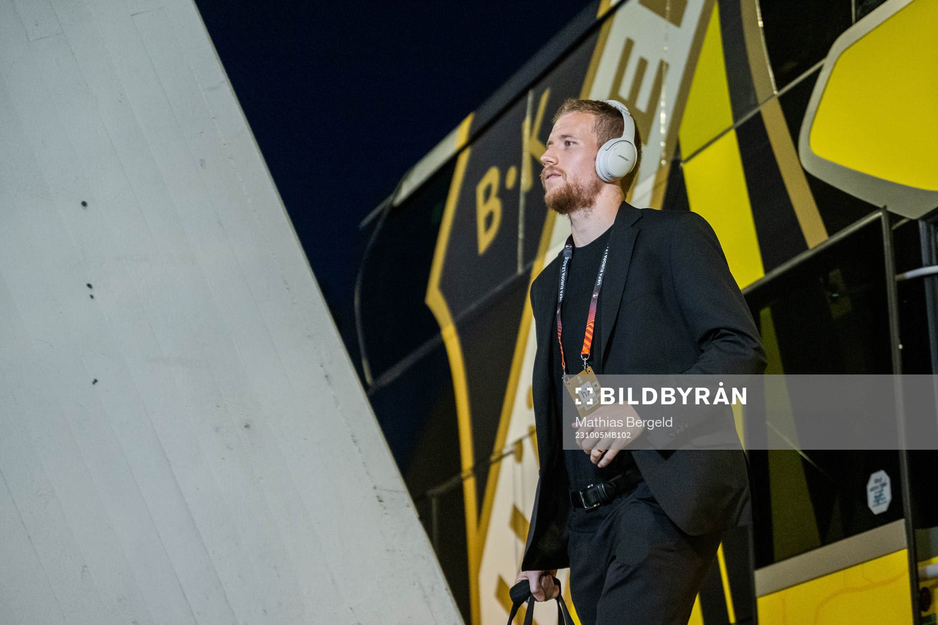 Simon Gustafson of Häcken arrives