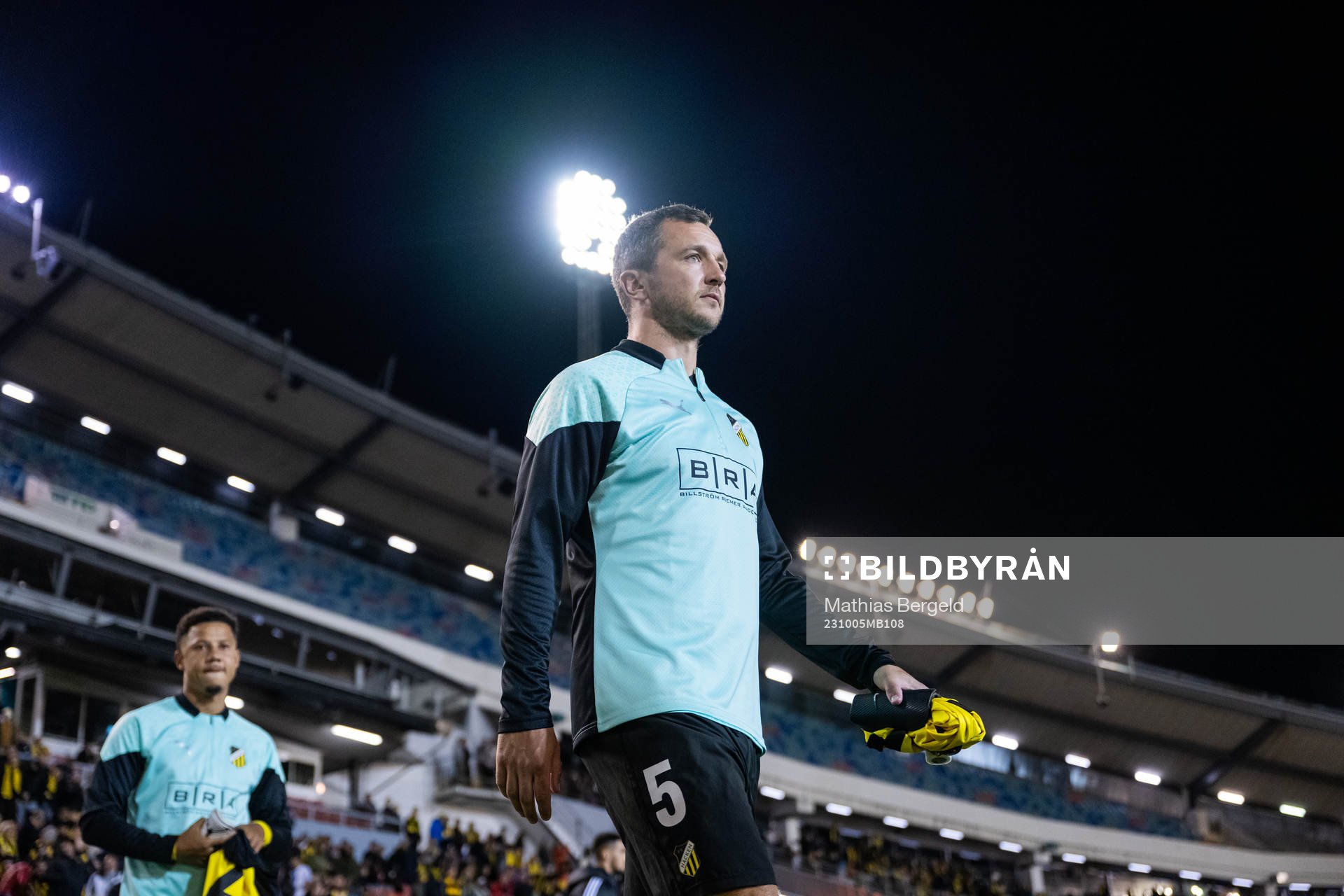 Tobias Sana and Even Hovland of Häcken enter the pitch