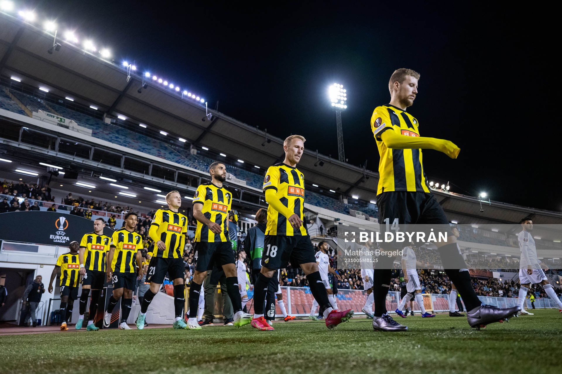 Players of Häcken enter the pitch ahead of the UEFA Europa League football match between Häcken and Qarabag on October 5, 2023 in Gothenburg.