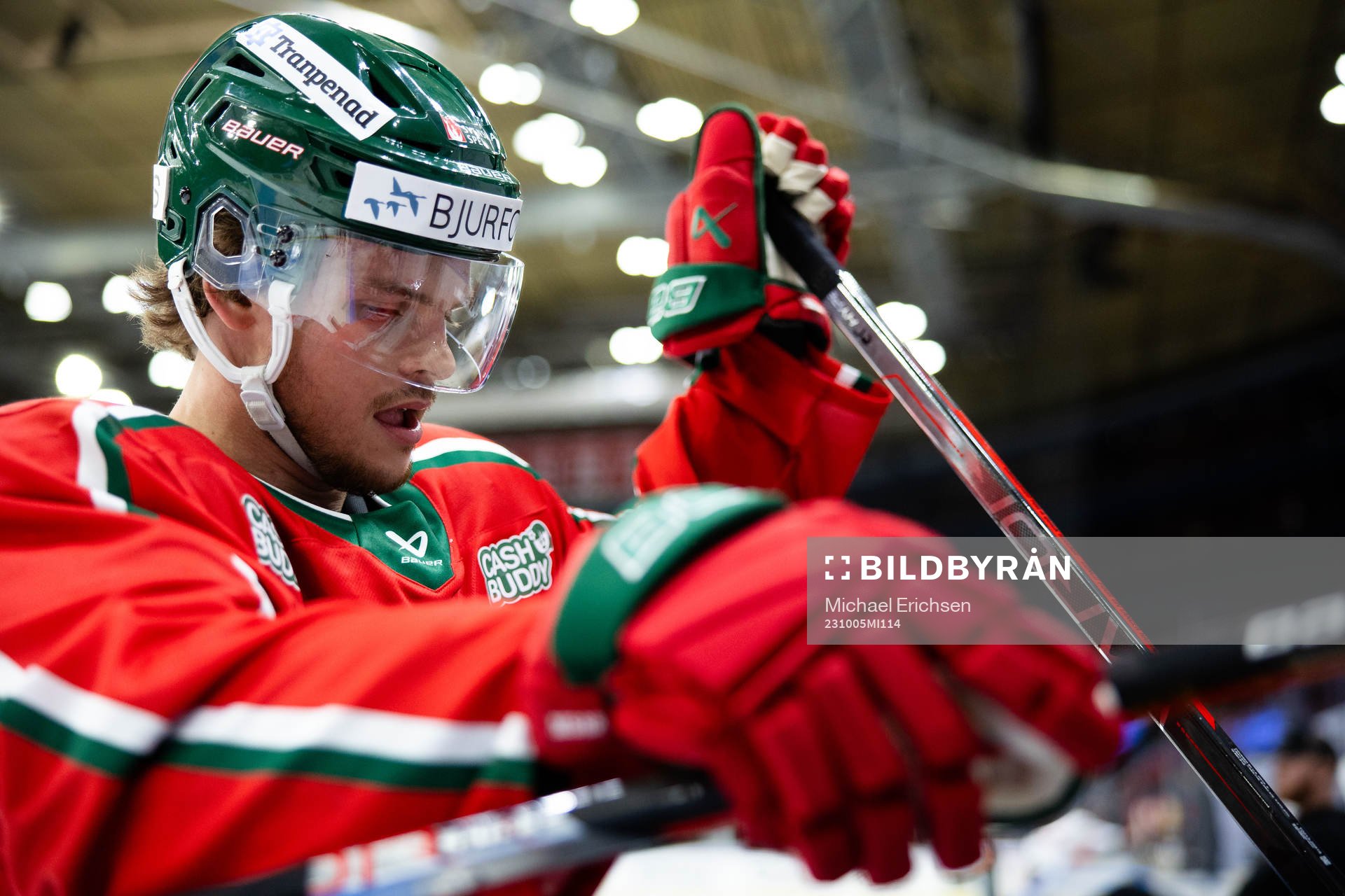 Frölundas Malte Strömwall innan ishockeymatchen i SHL