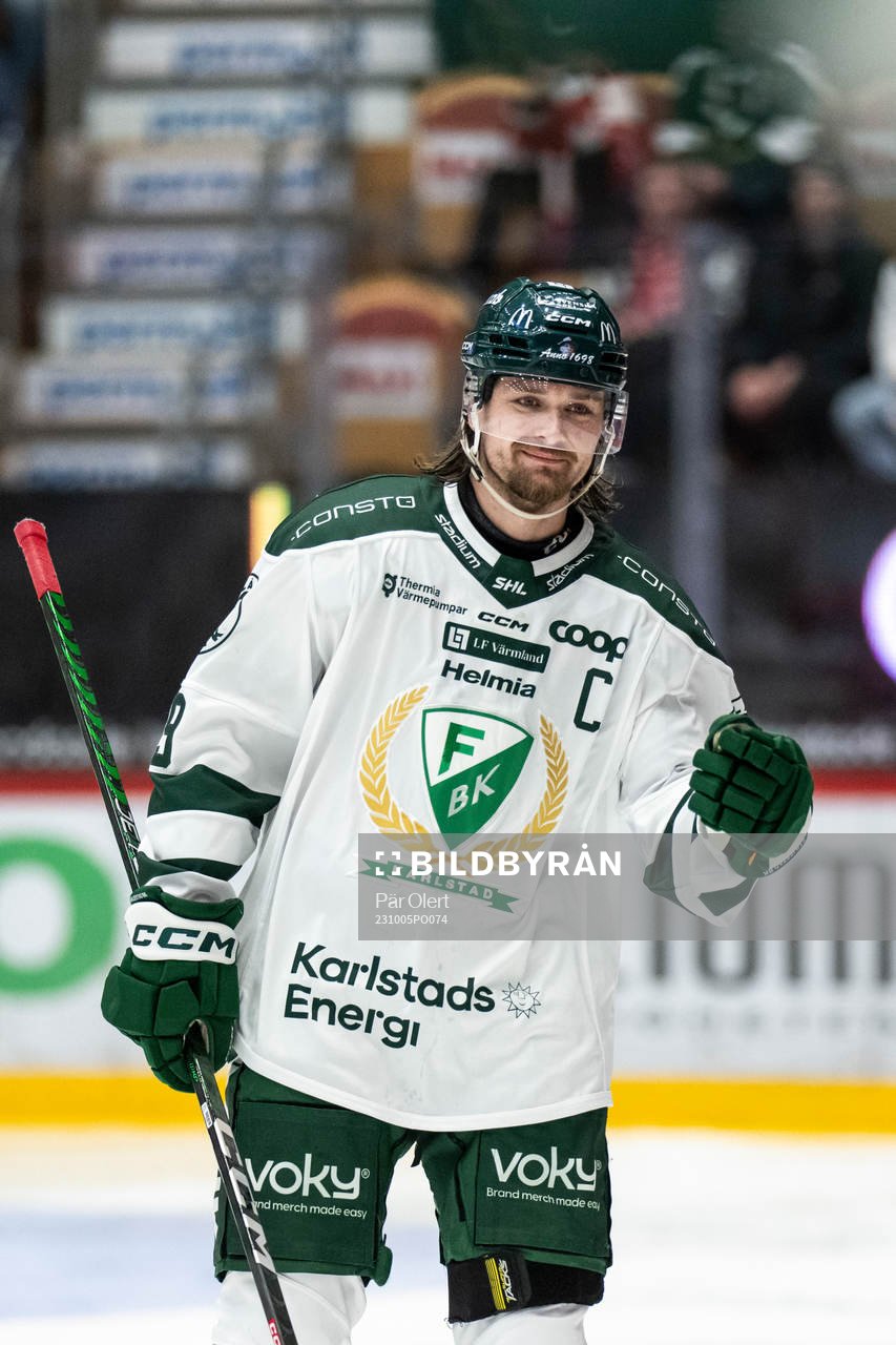 Färjestads Linus Johansson jublar 1-4