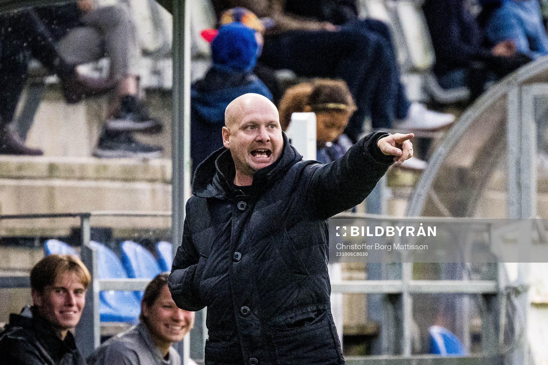 FC Rosengårds tränare Joel Kjetselberg reagerar