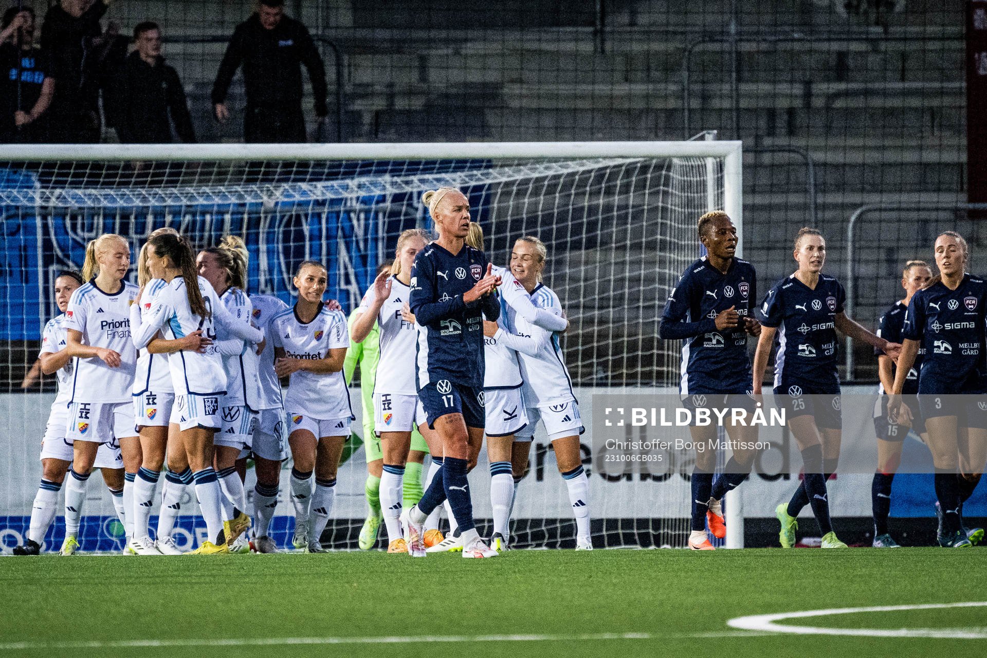 FC Rosengårds Caroline Seger deppar