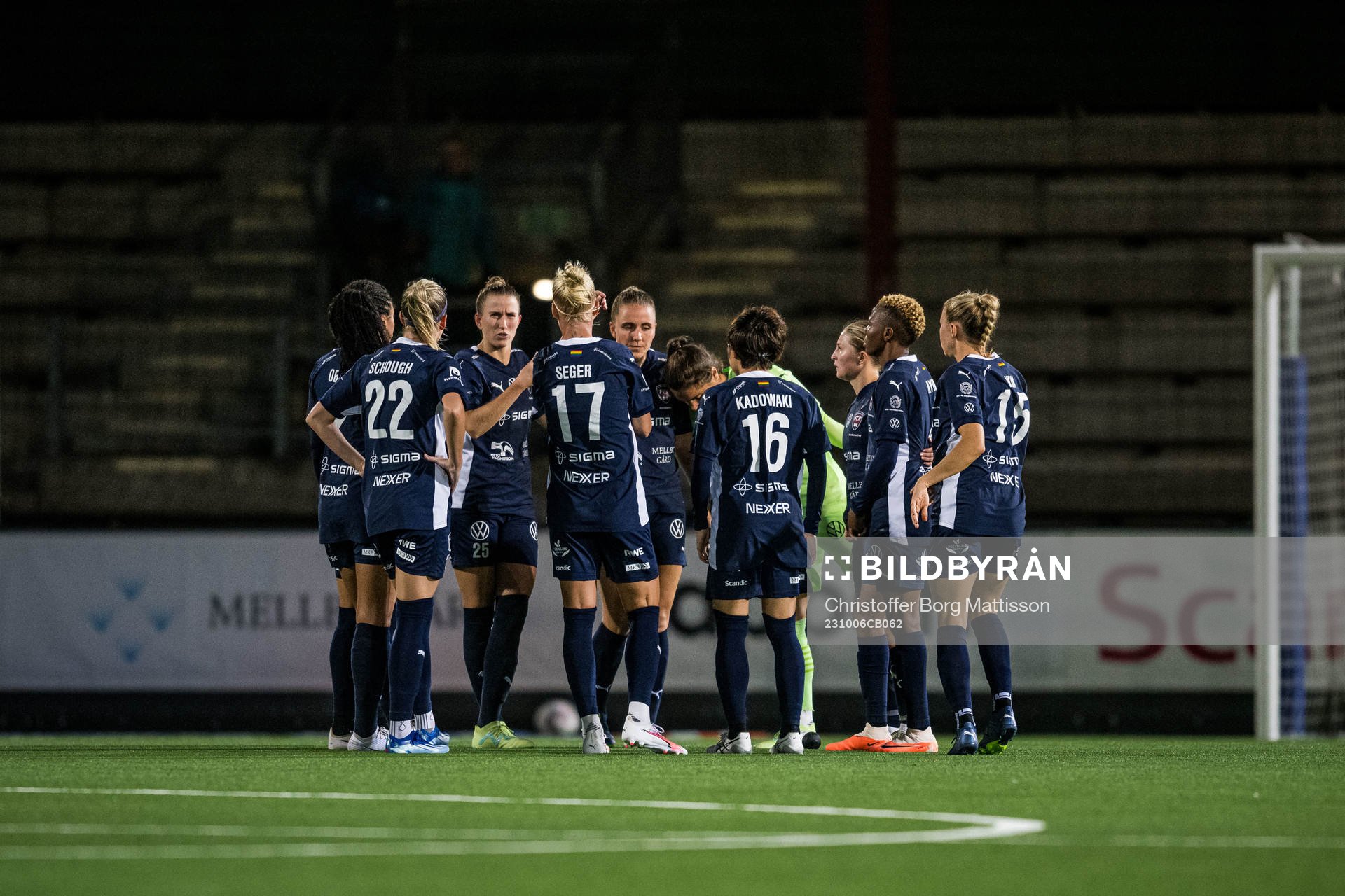 Rosengårds spelare samlas