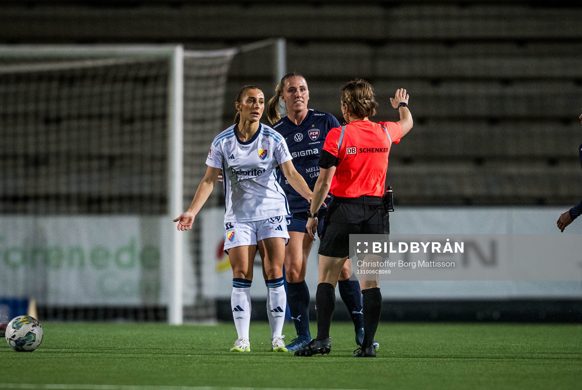 Djurgårdens Tilde Lindwall och FC Rosengårds Gudrun