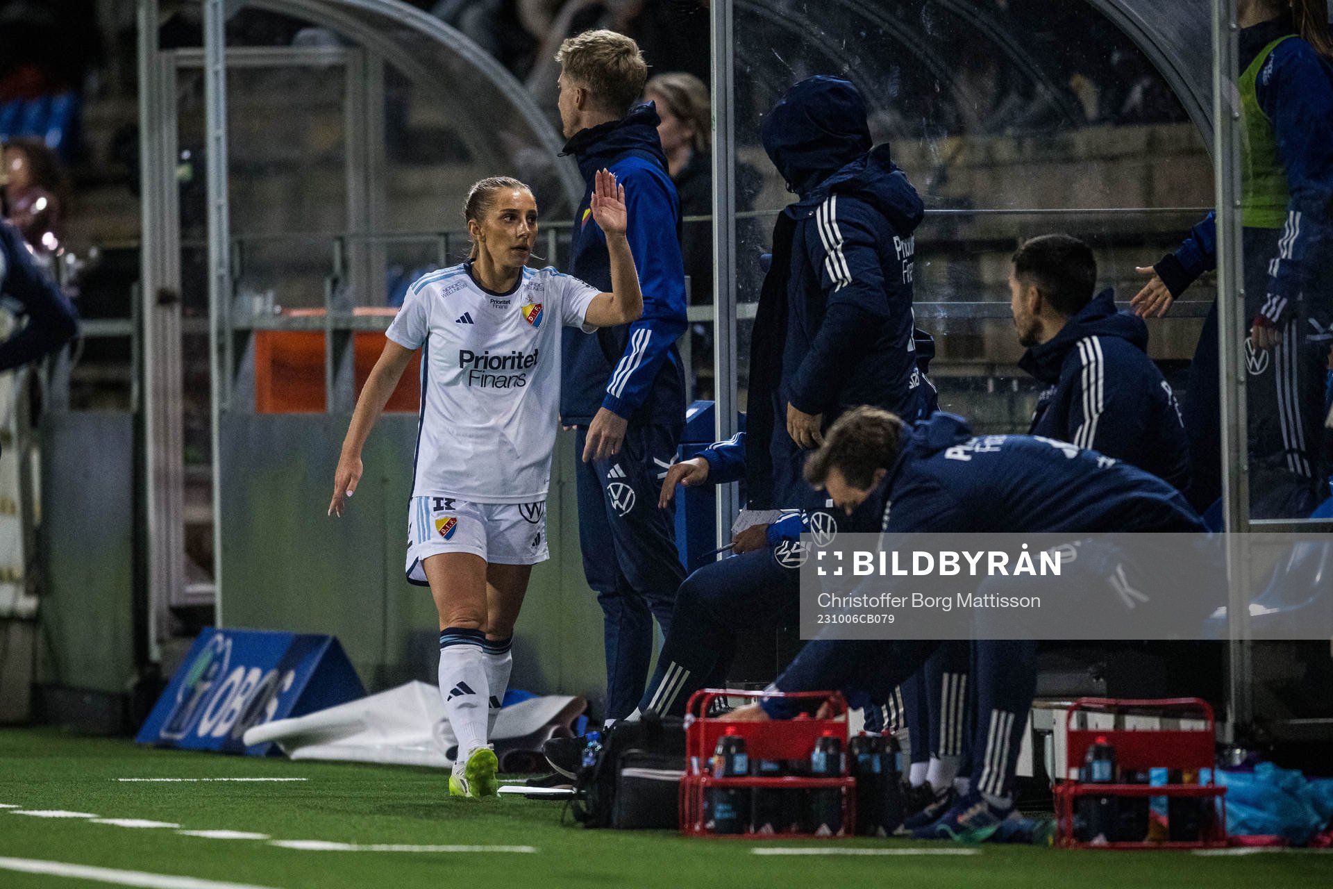 Djurgårdens Tilde Lindwall lämnar planen