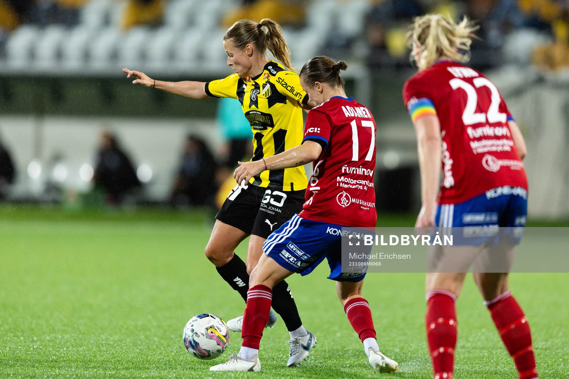 Häckens Anna Anvegård och Vittsjös Kayla Adamek