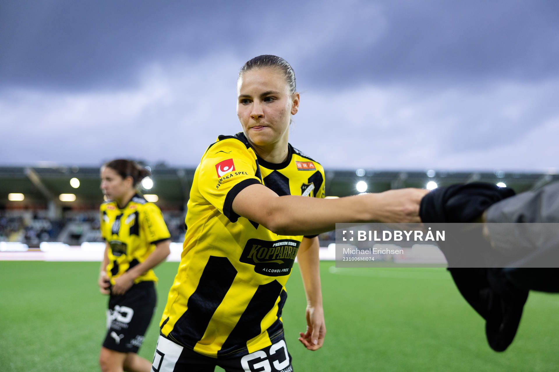 Häckens Katariina Kosola innan fotbollsmatchen i