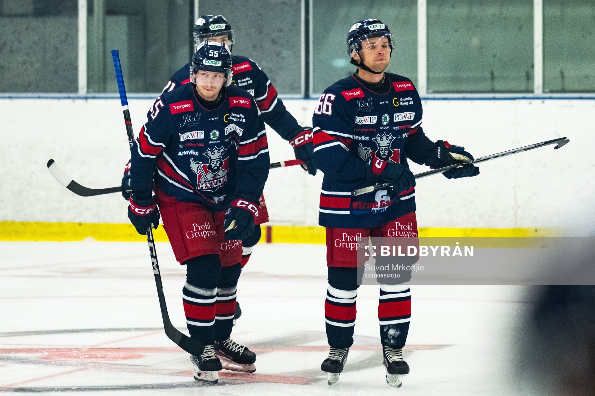Åsedas Mike Larsson och Kalle Holmberg deppar