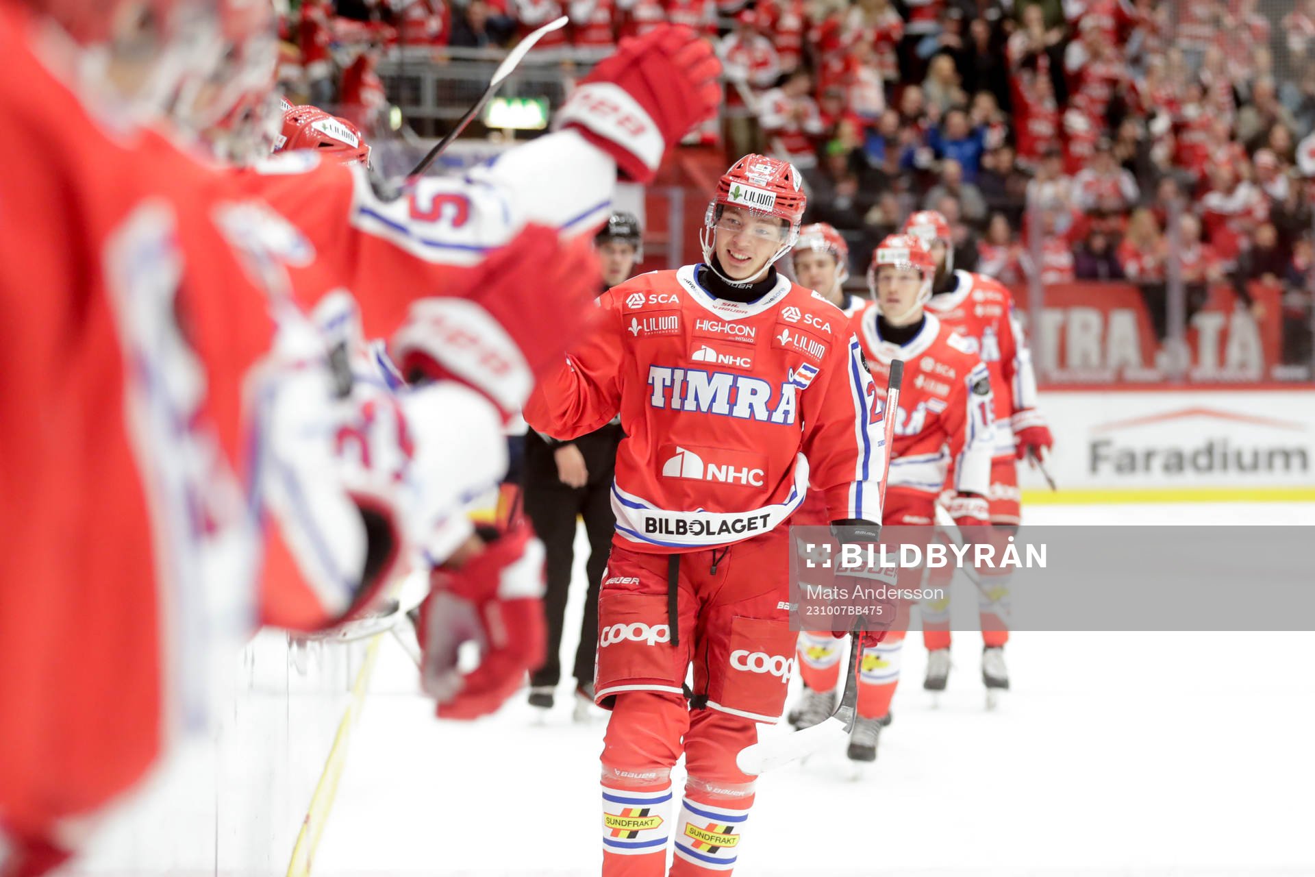 Timrås Oliver Johansson jublar