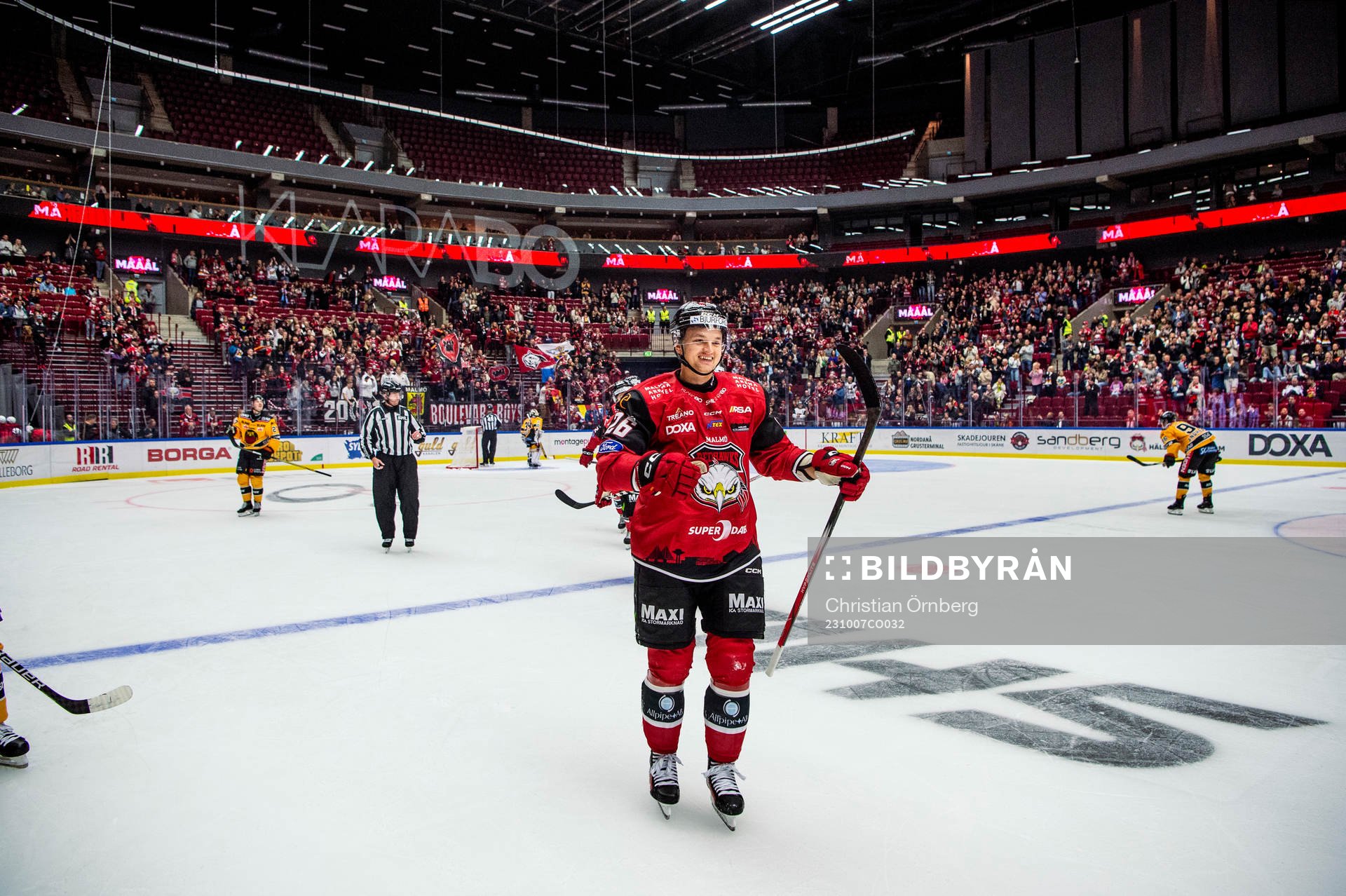 Malmö Redhawks Teemu Kivihalme jublar