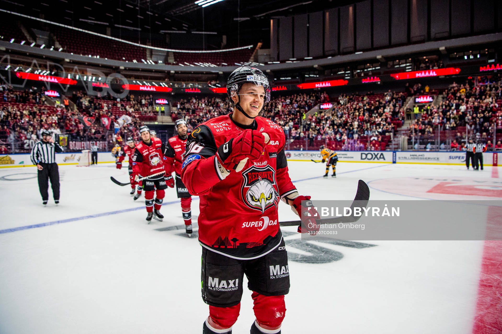 Malmö Redhawks Teemu Kivihalme jublar