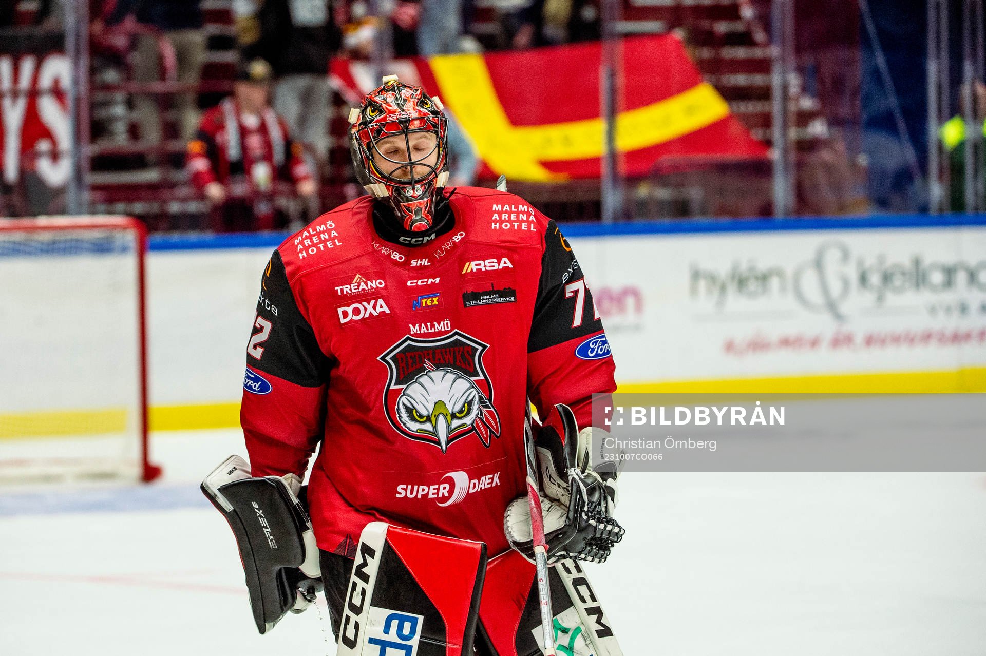 Malmö Redhawks målvakt Daniel Marmenlind deppar