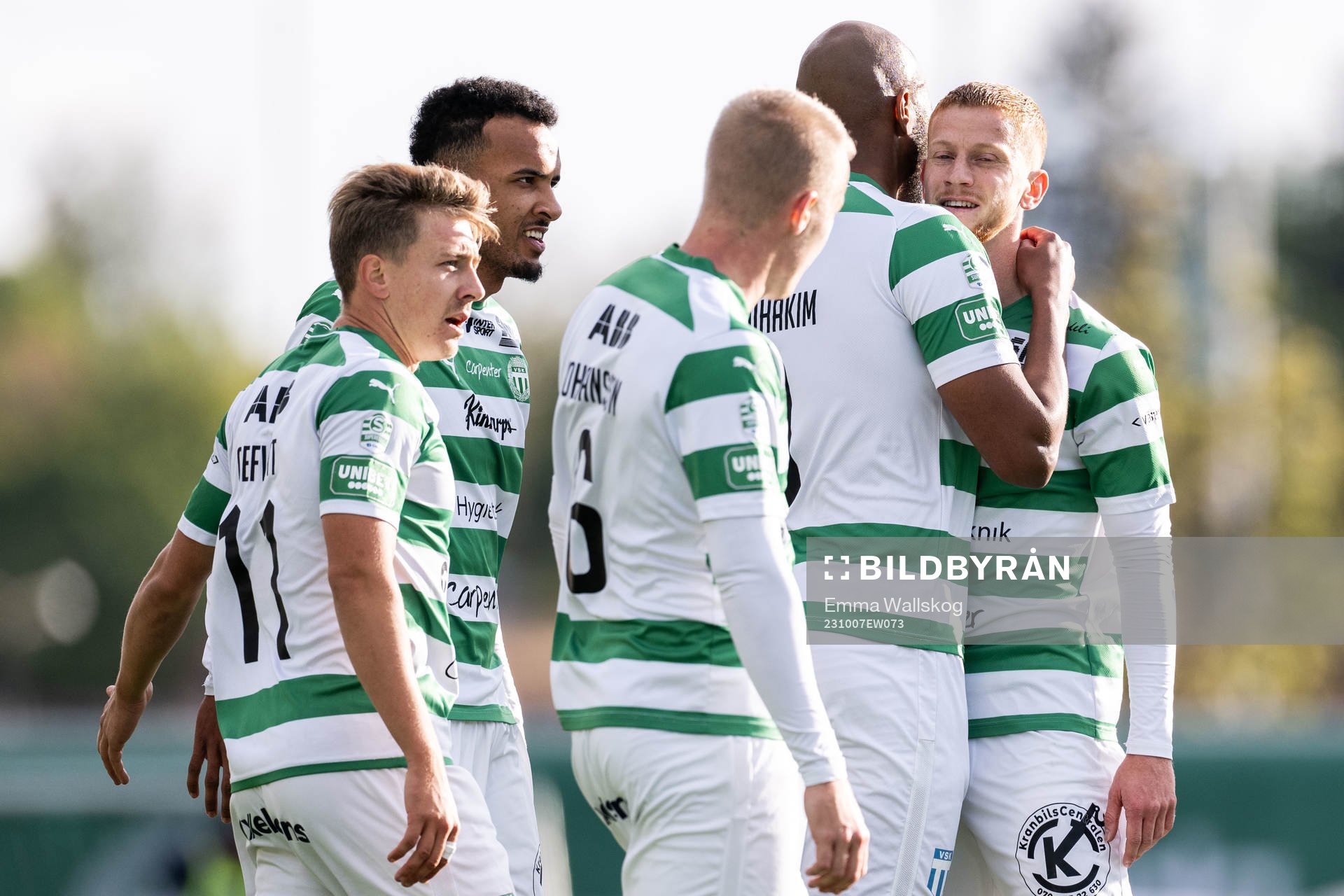 Västerås SKs Jabir Abdihakim Ali jublar med Simon