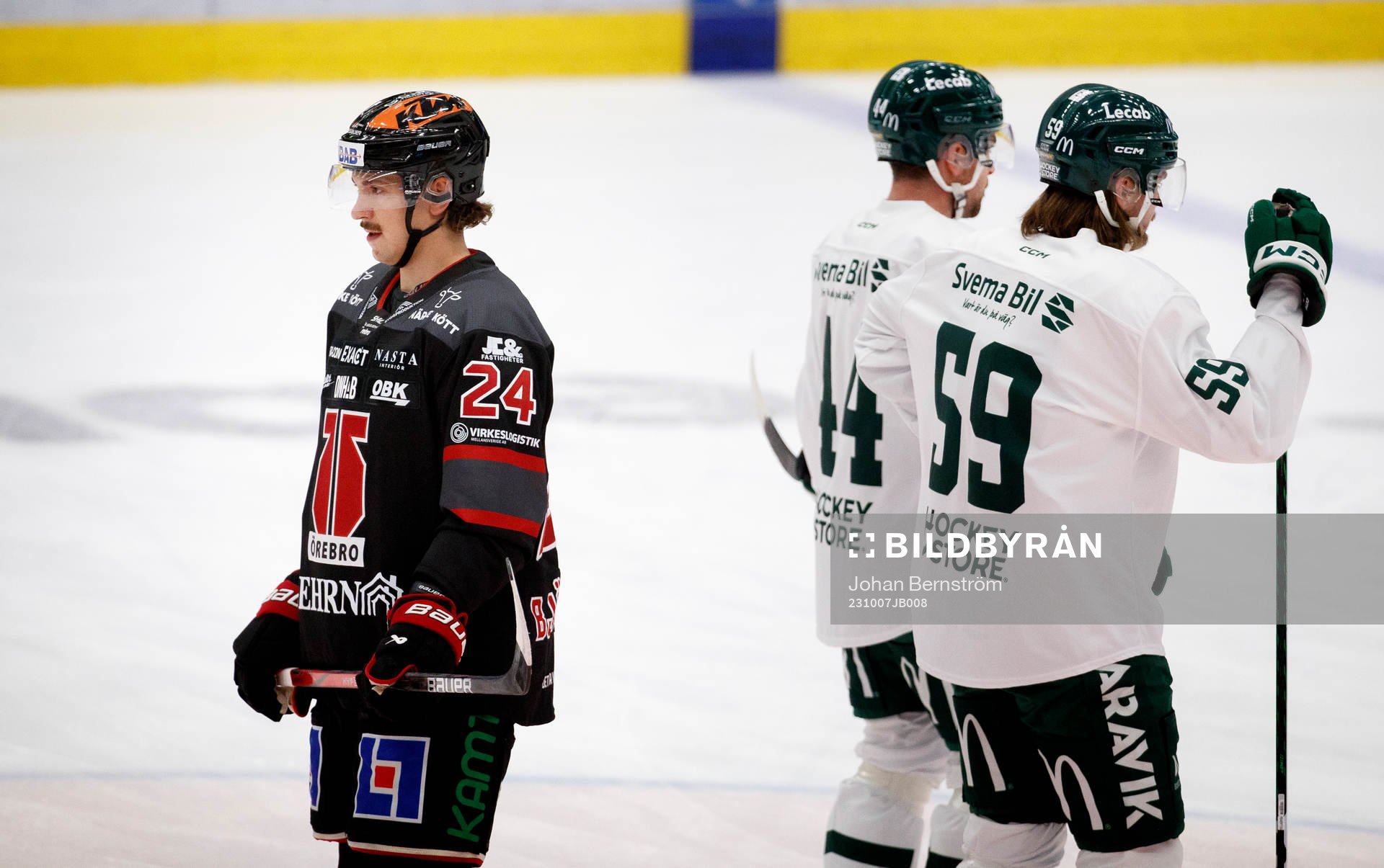 Örebros Hannes Björninen och Färjestads Linus Johansson