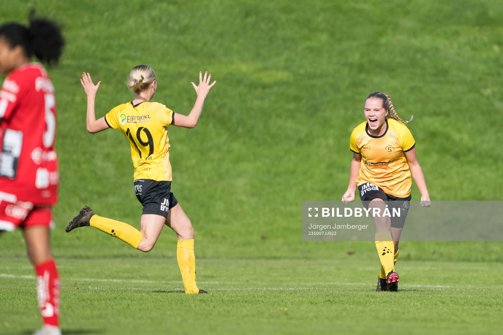 Skepplandas Linnea Enyck jublar