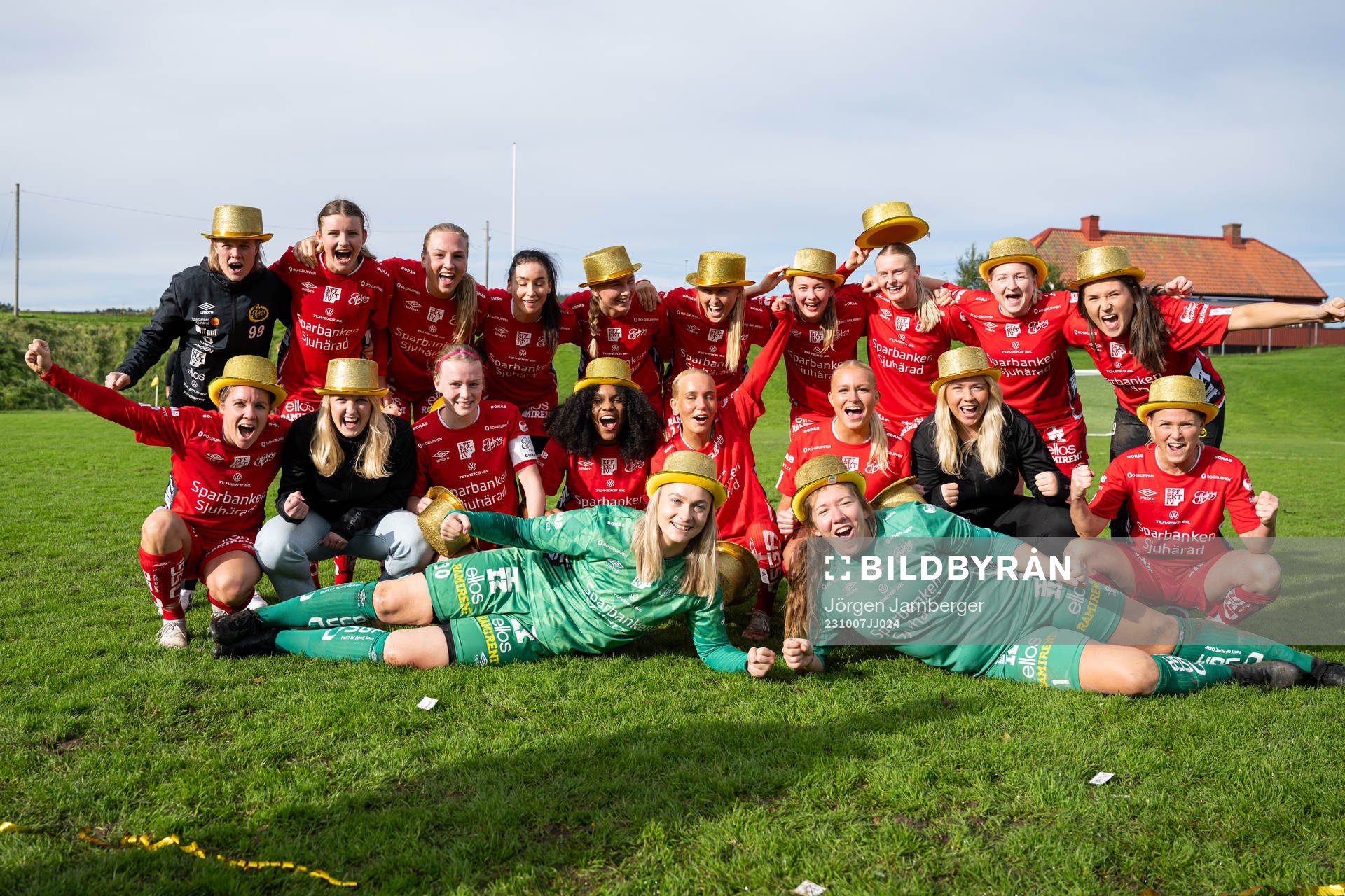 Elfsborgs spelare och ledare firar seriesegern