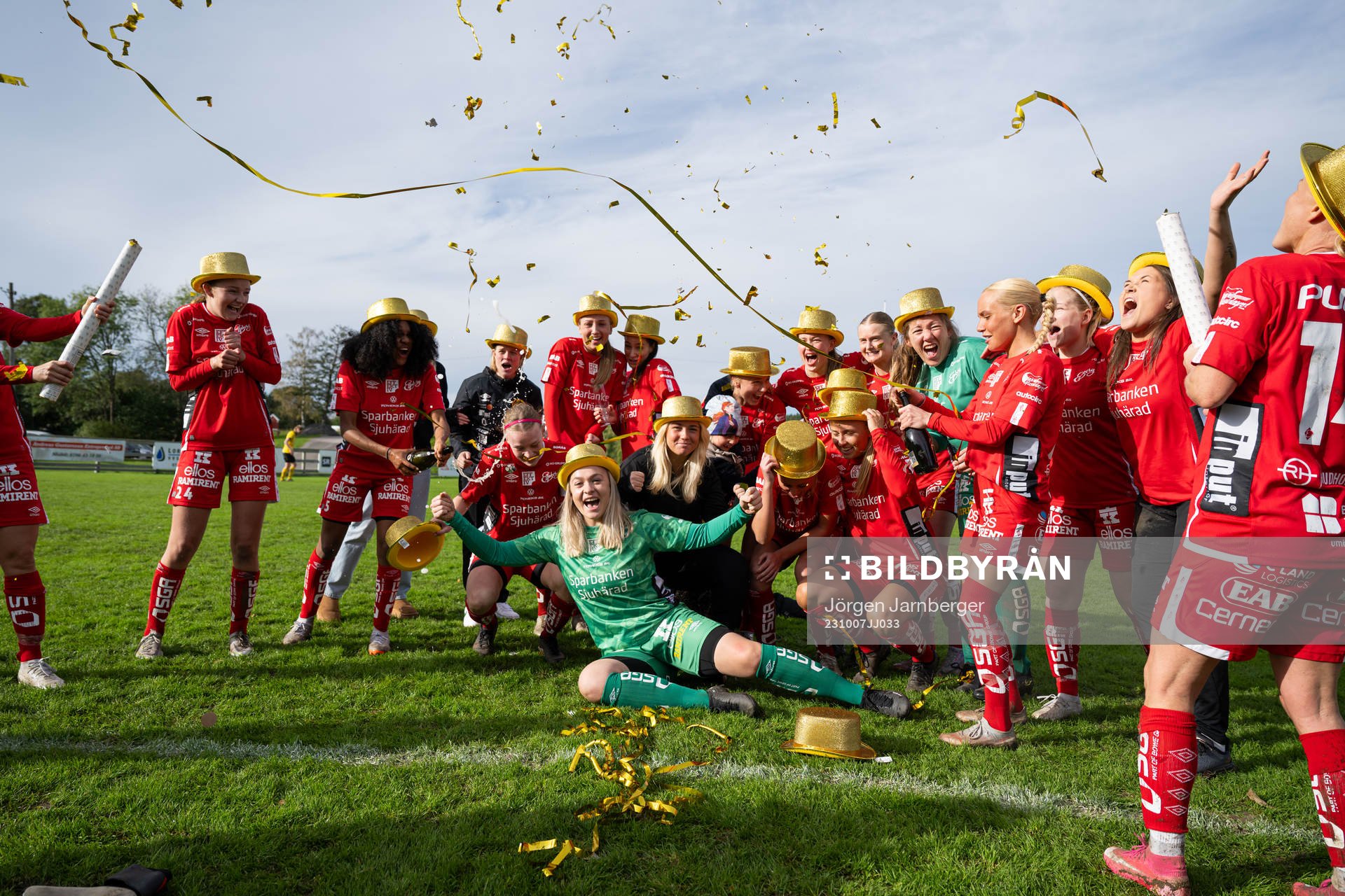 Elfsborgs spelare och ledare firar seriesegern