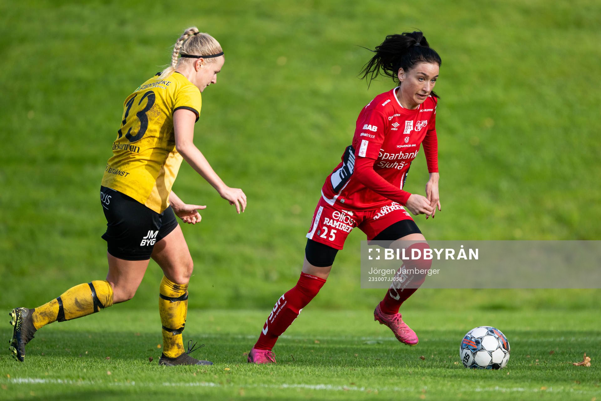 Skepplandas Hanna Classon och Elfsborgs Izabella Bergström