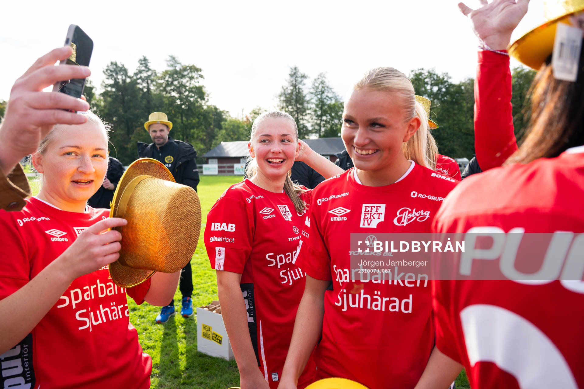 Elfsborgs spelare och ledare firar seriesegern