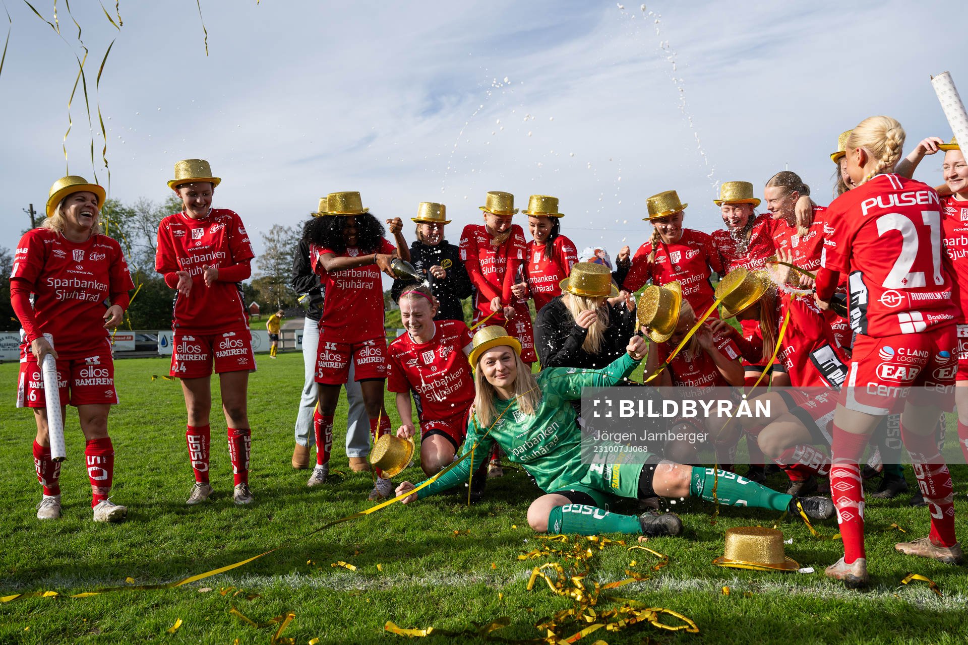 Elfsborgs spelare och ledare firar seriesegern