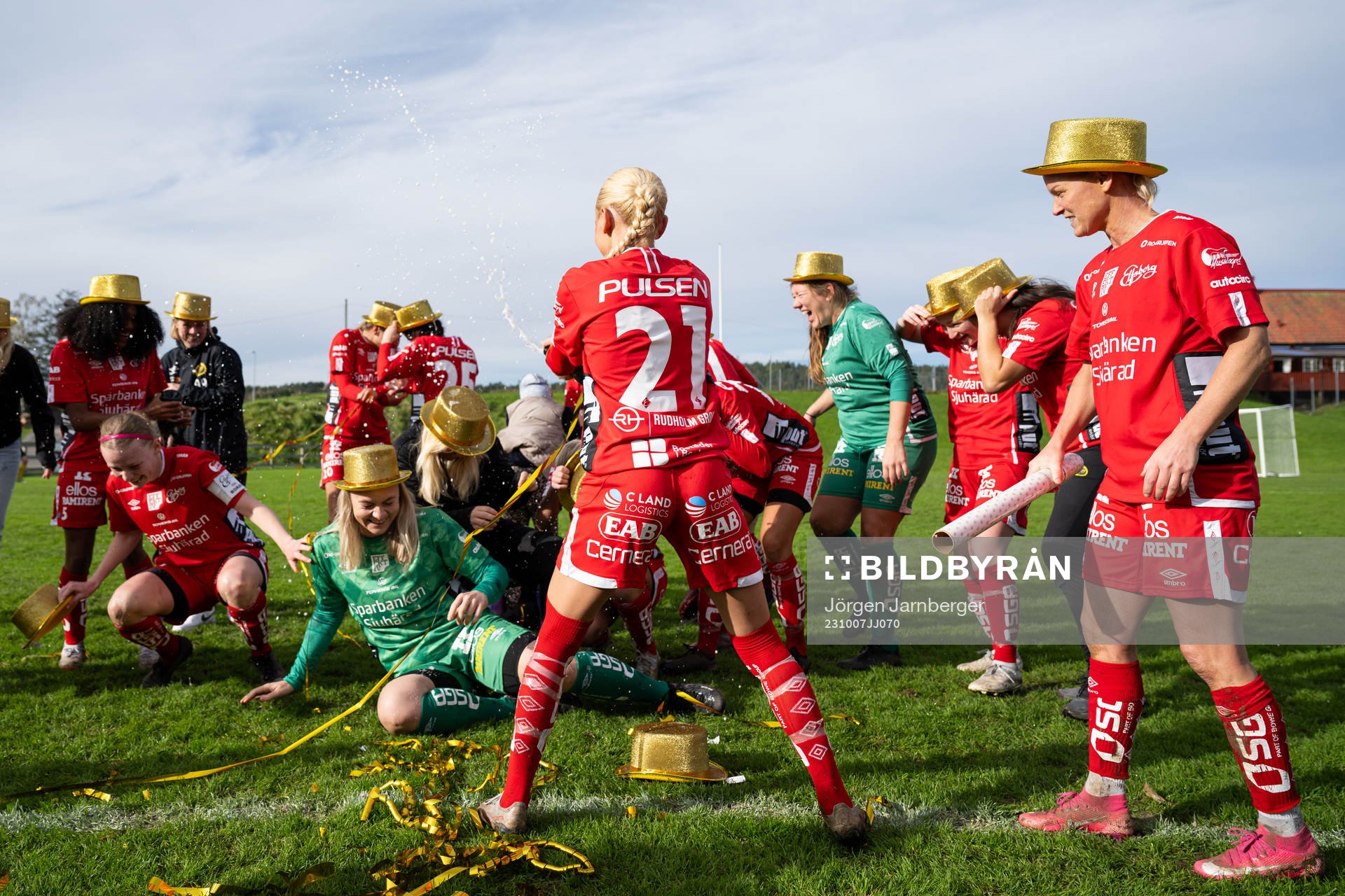 Elfsborgs spelare och ledare firar seriesegern