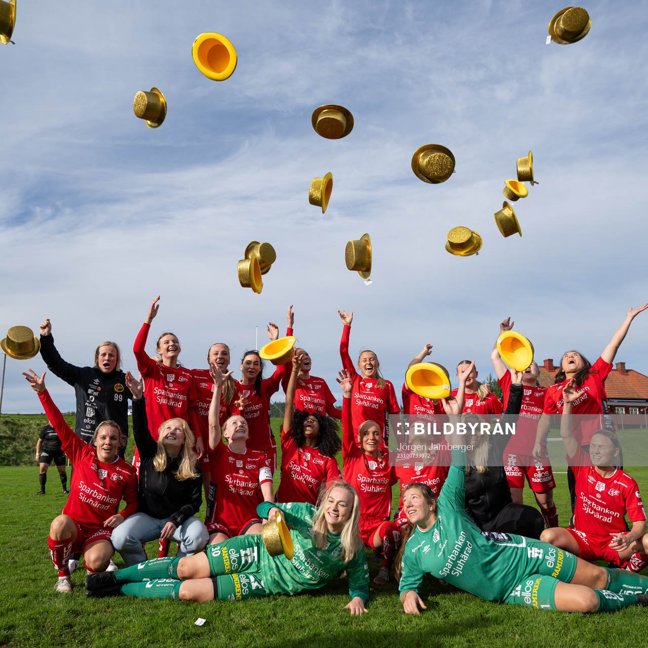 Elfsborgs spelare och ledare firar seriesegern