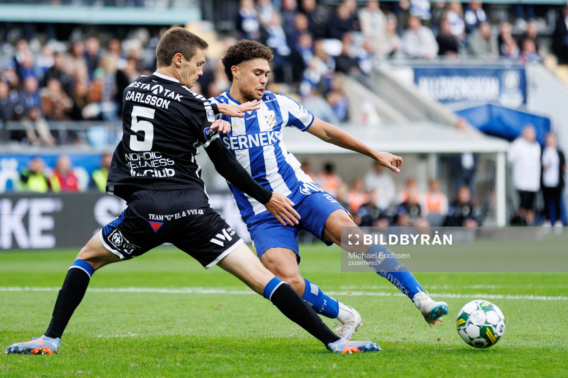 Sirius Tobias Carlsson och IFK Göteborgs Thomas Santos