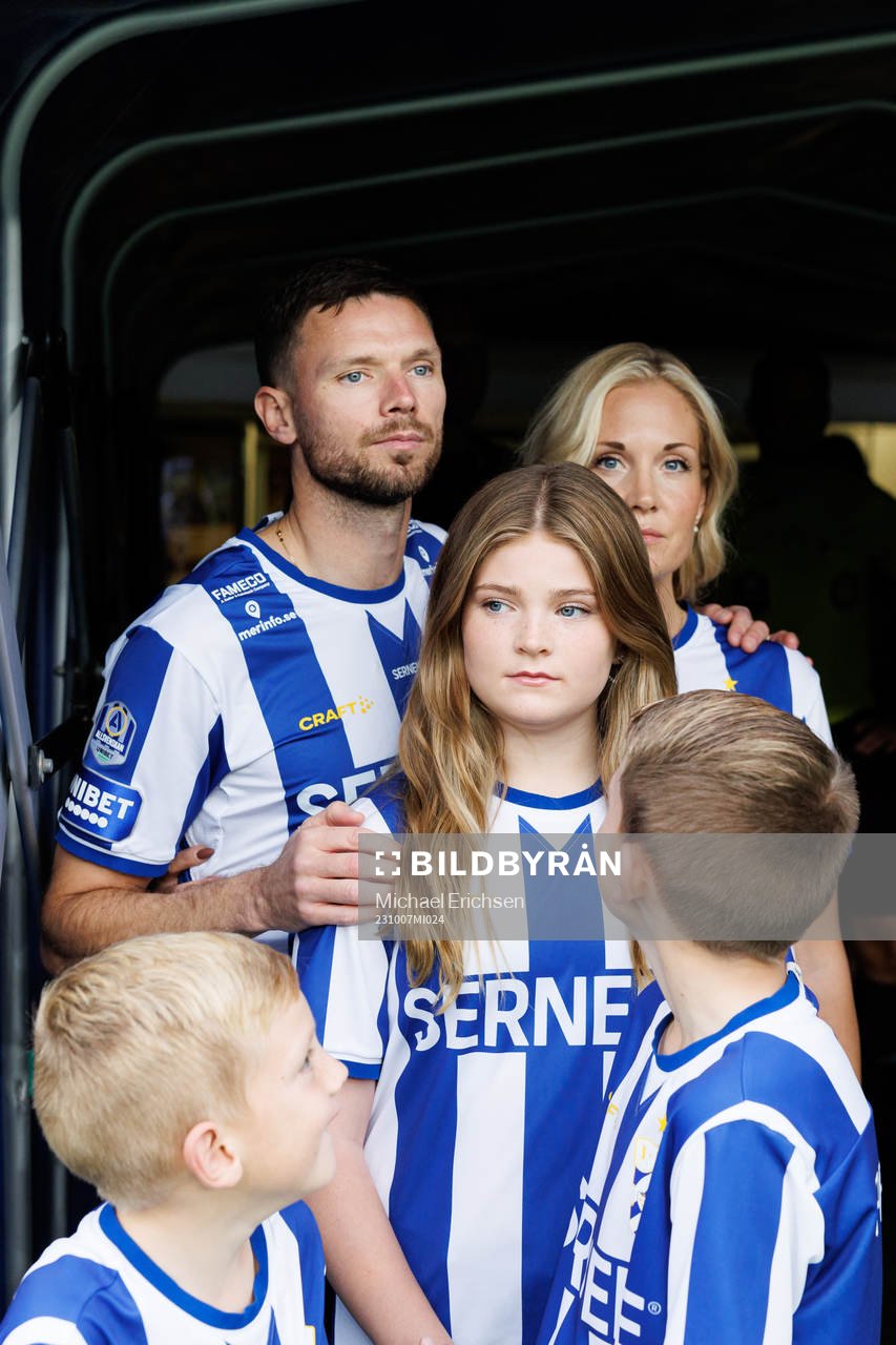 Marcus Berg med familj innan fotbollsmatchen i Allsvenskan