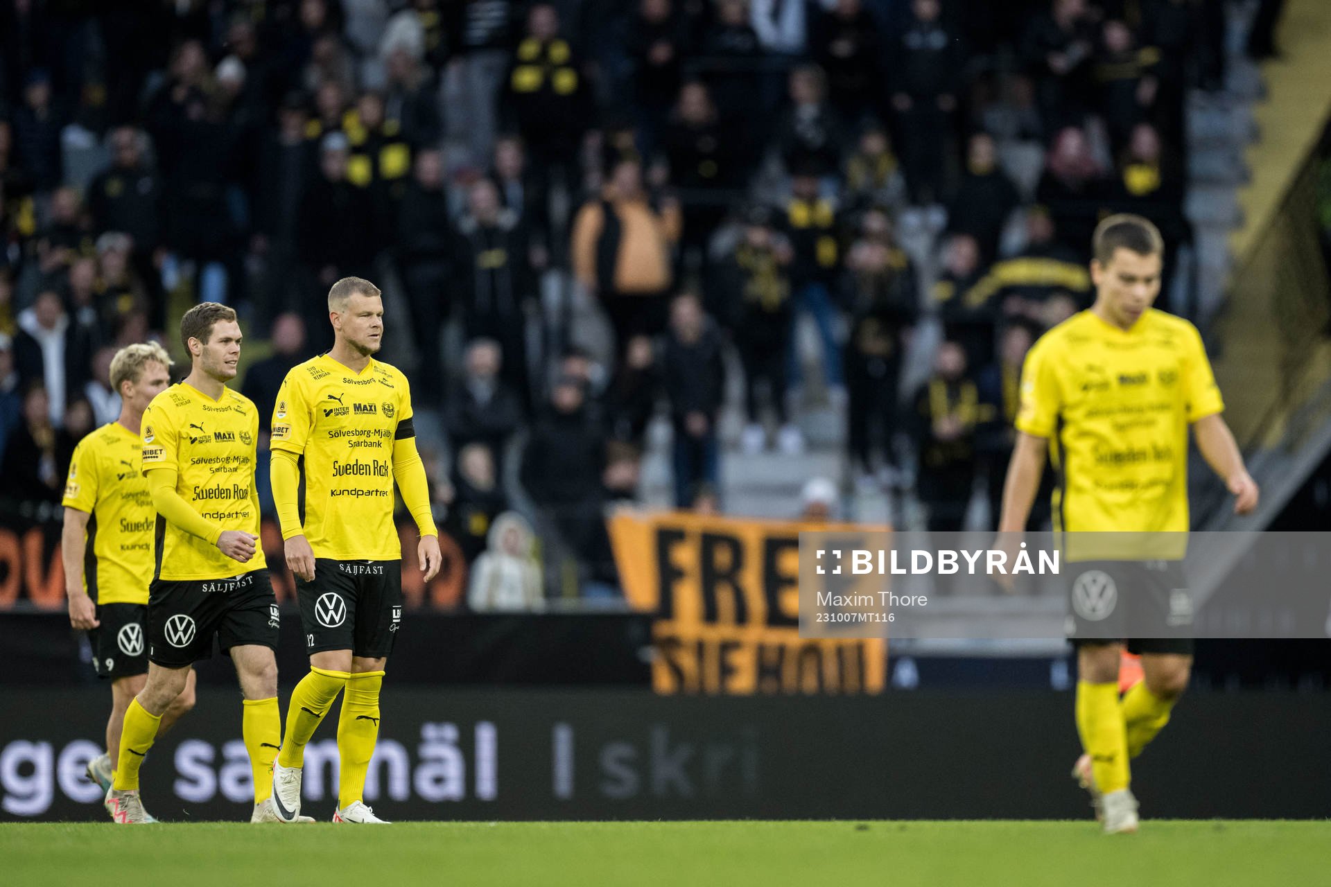 Mjällbys David Löfquist deppar