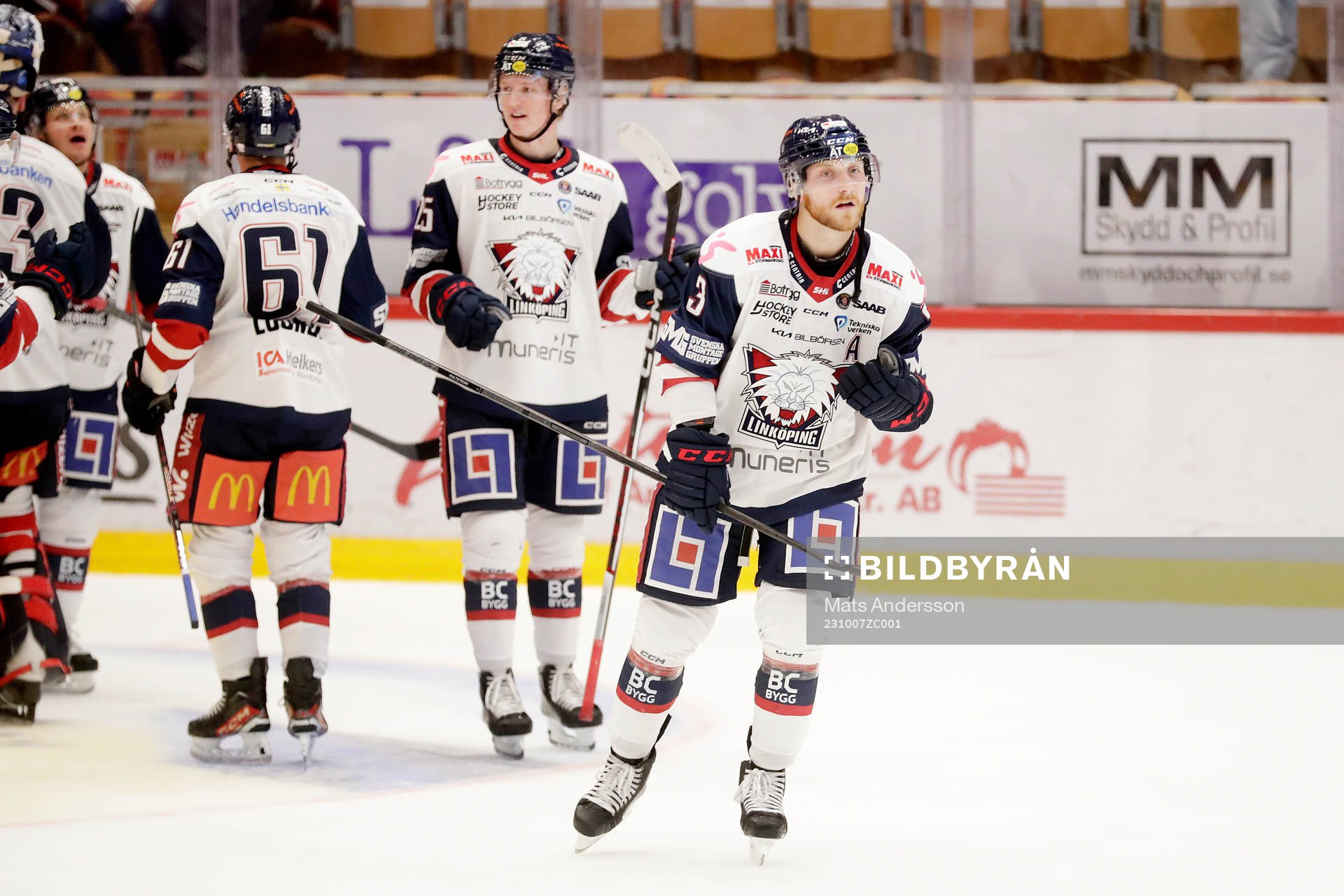 Linköpings Linus Hultström jublar