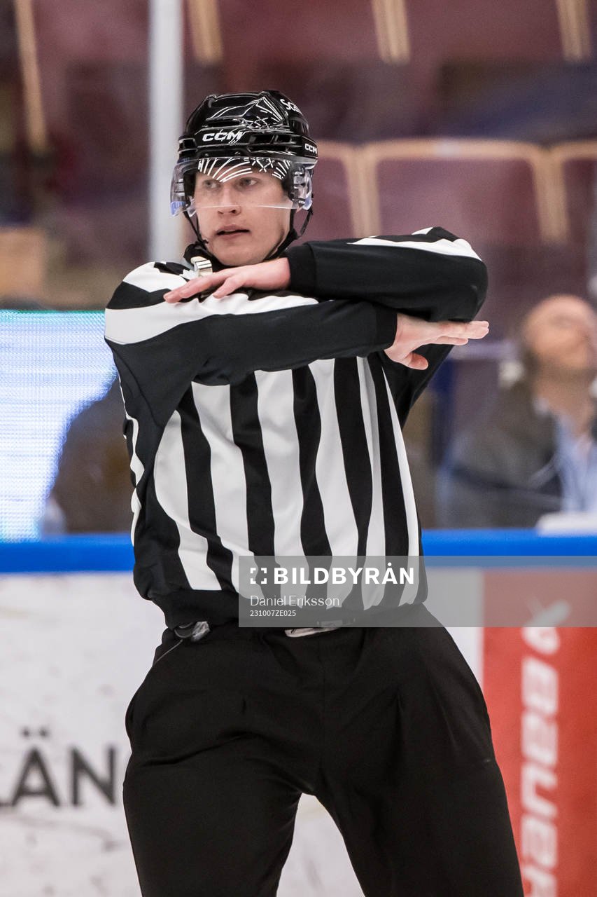 Linjedomare Rasmus Strömberg