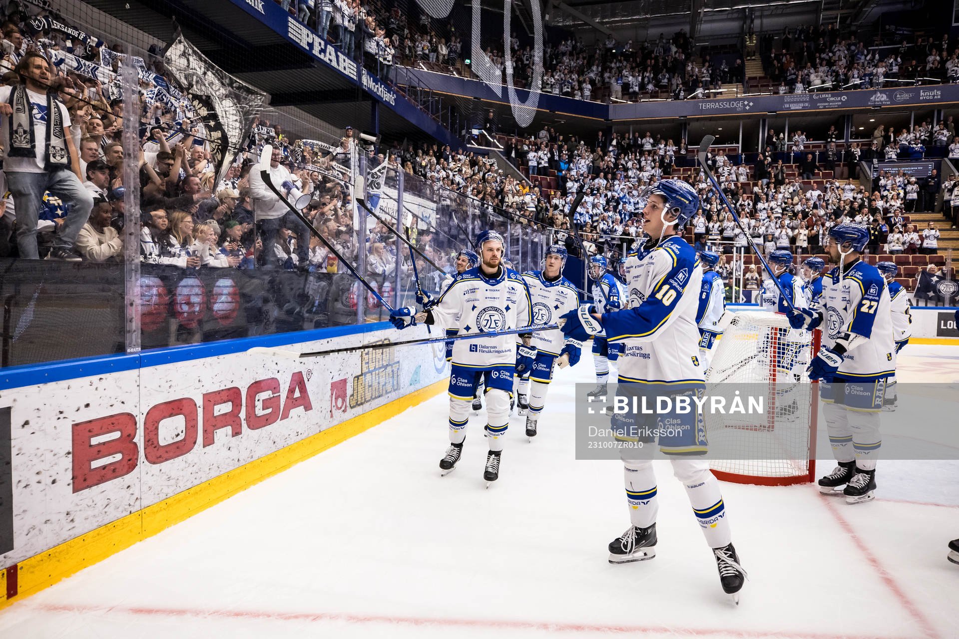 Leksands spelarna jublar