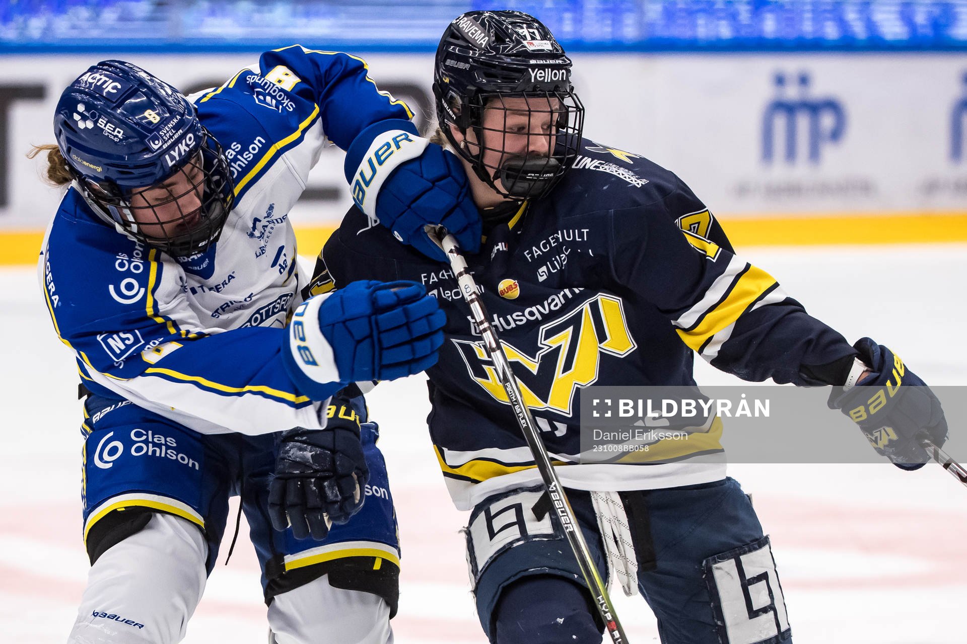 Leksands Ella Albinsson och HV71s Mira Jungåker