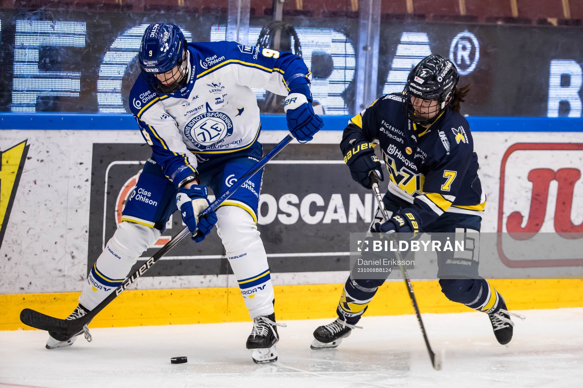 Leksands Lore Baudrit och HV71s Kanami Seki