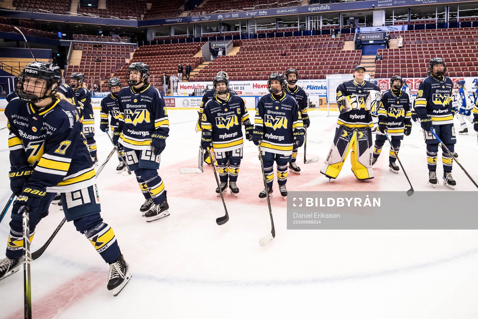 HV71s spelare jublar