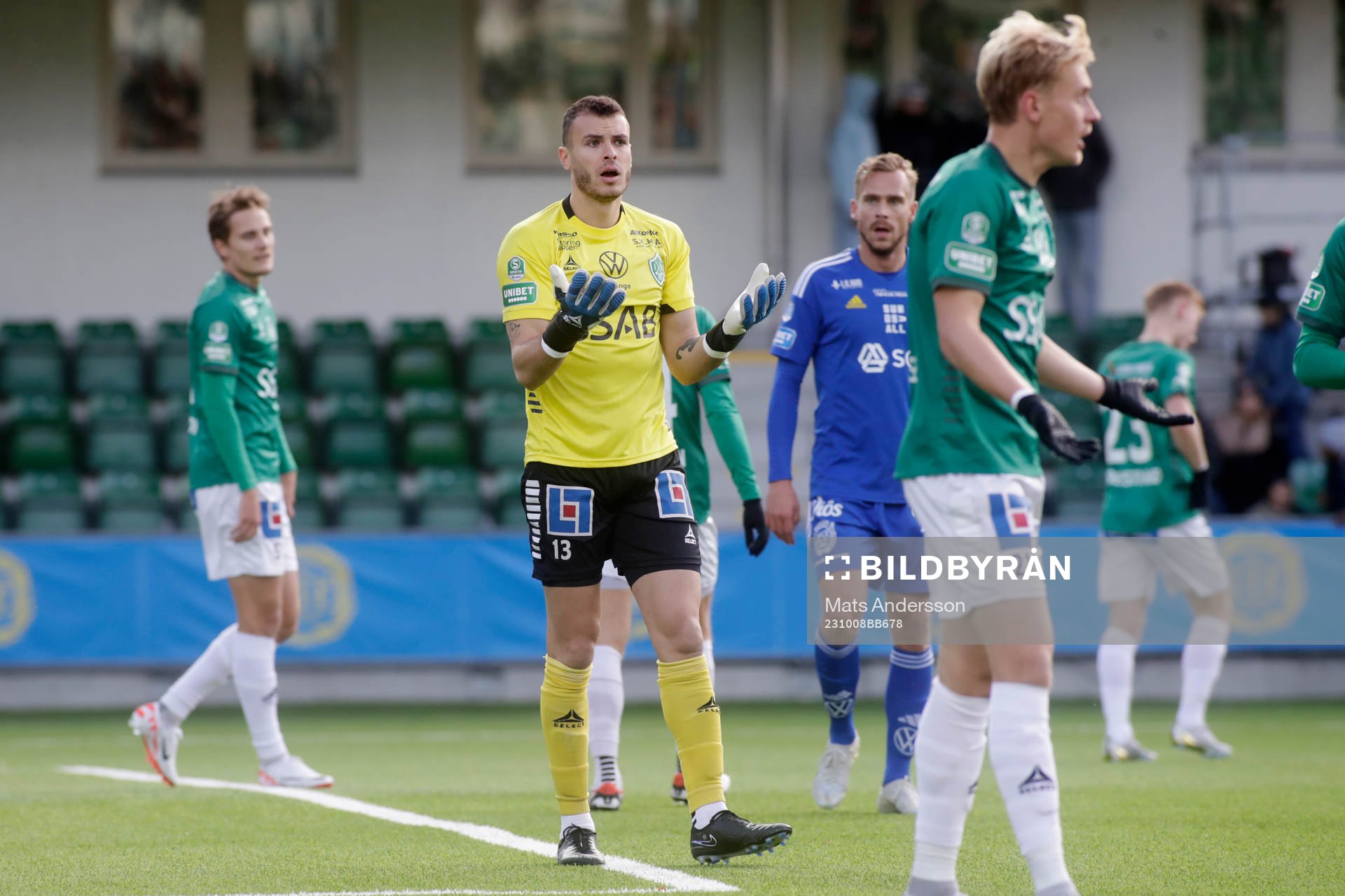 Brages målvakt Andre Bernardini deppar
