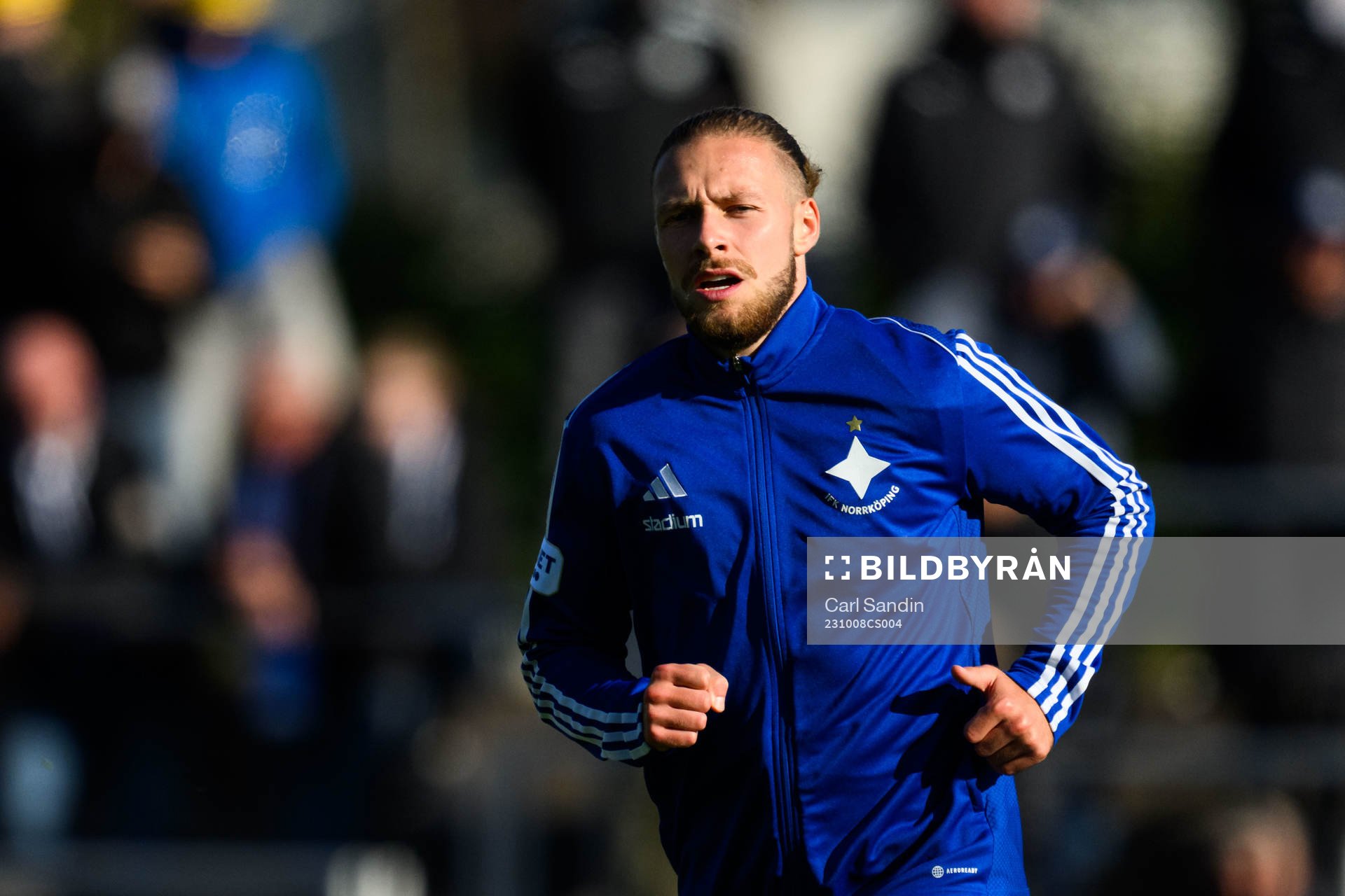 IFK Norrköpings Kevin Höög Jansson innan fotbollsmatchen i Allsvenskan mellan Värnamo och IFK Norrköping den 8 oktober 2023 i Värnamo. 