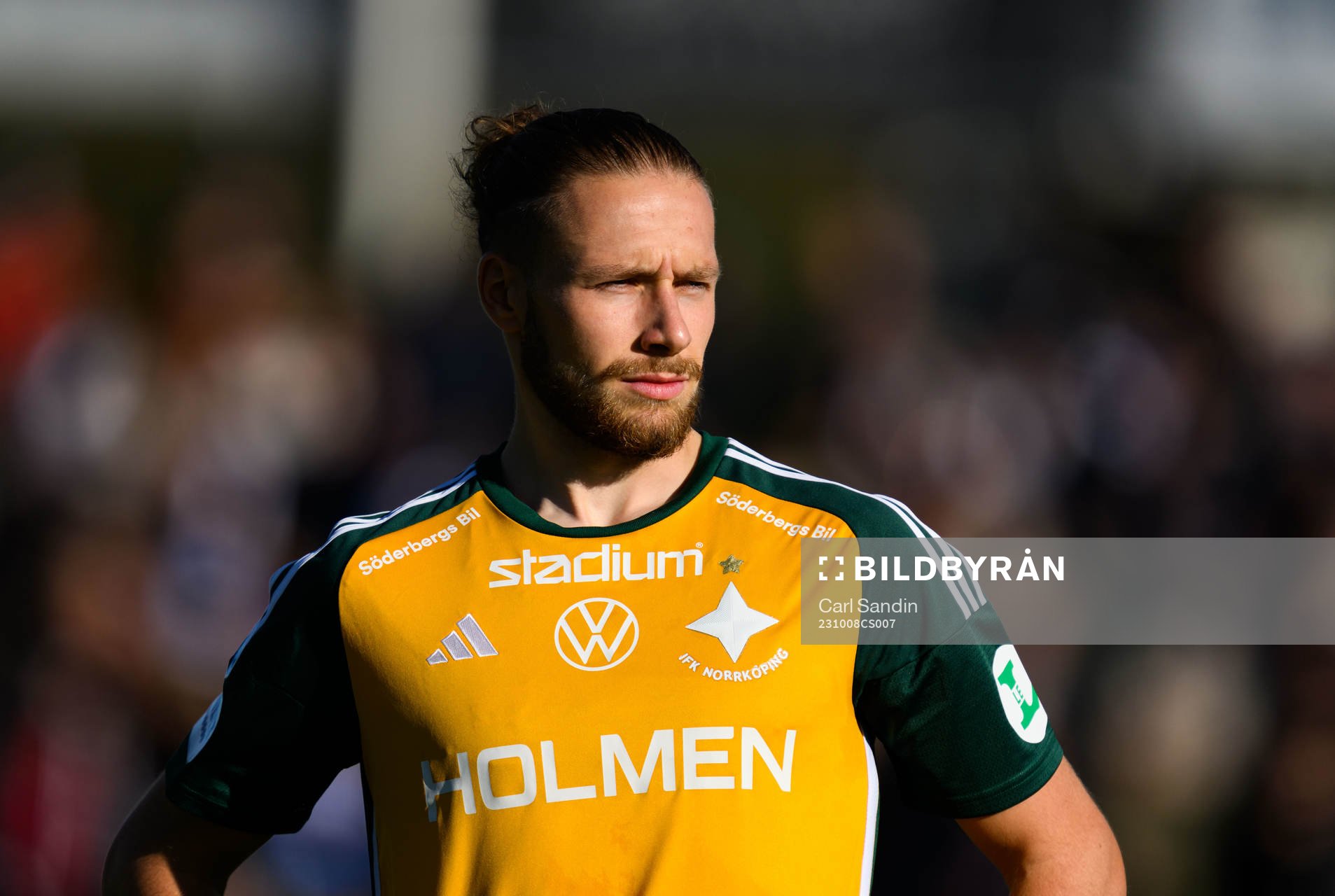 IFK Norrköpings Kevin Höög Jansson vid lineup innan