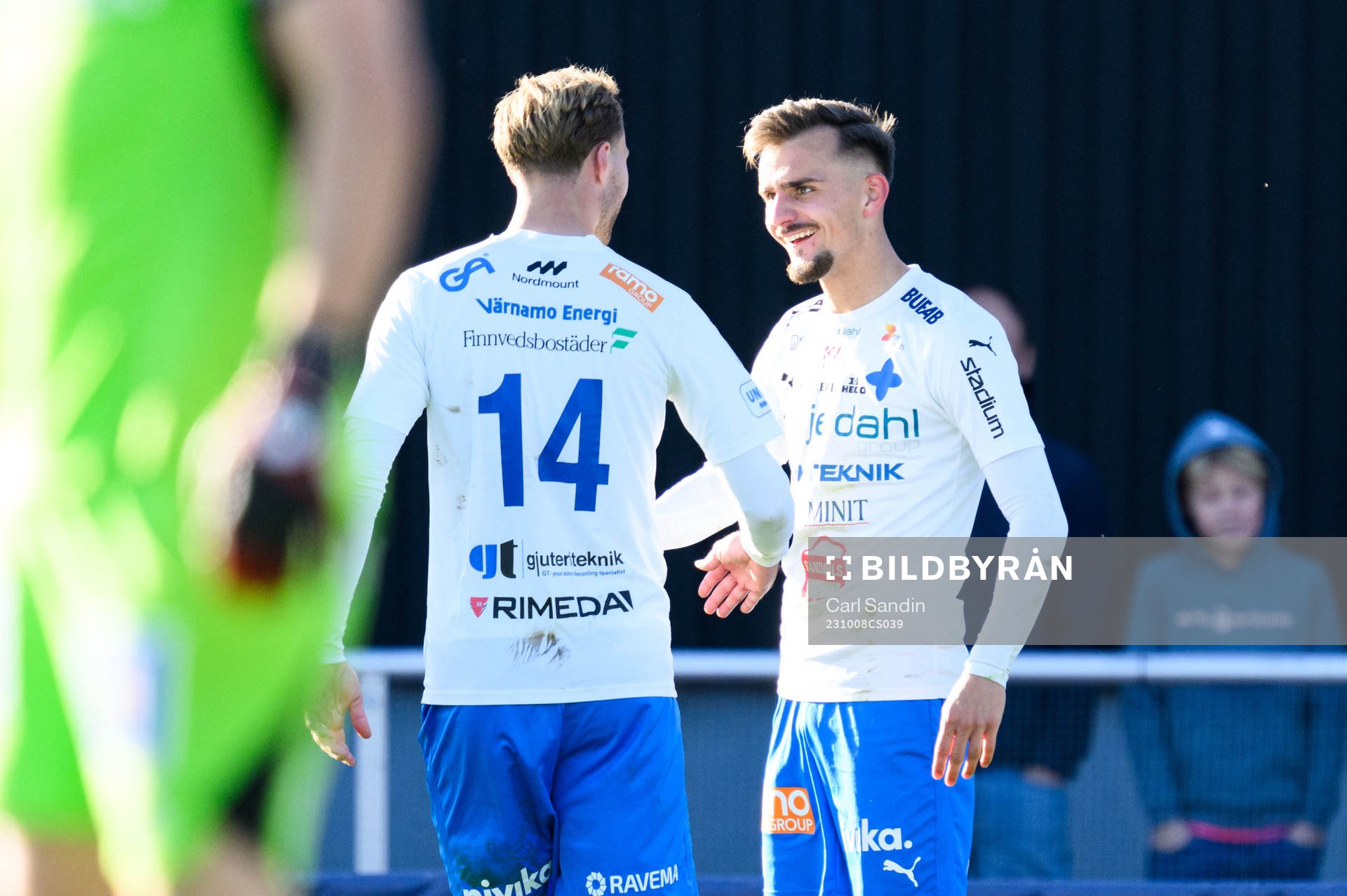 Värnamos Ajdin Zeljkovic jublar
