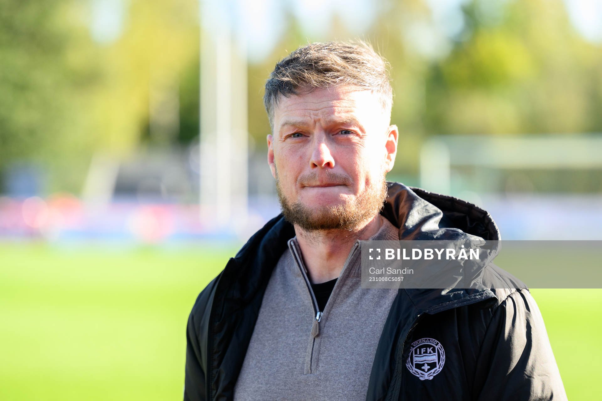 Värnamos tränare Kim Hellberg innan fotbollsmatchen i