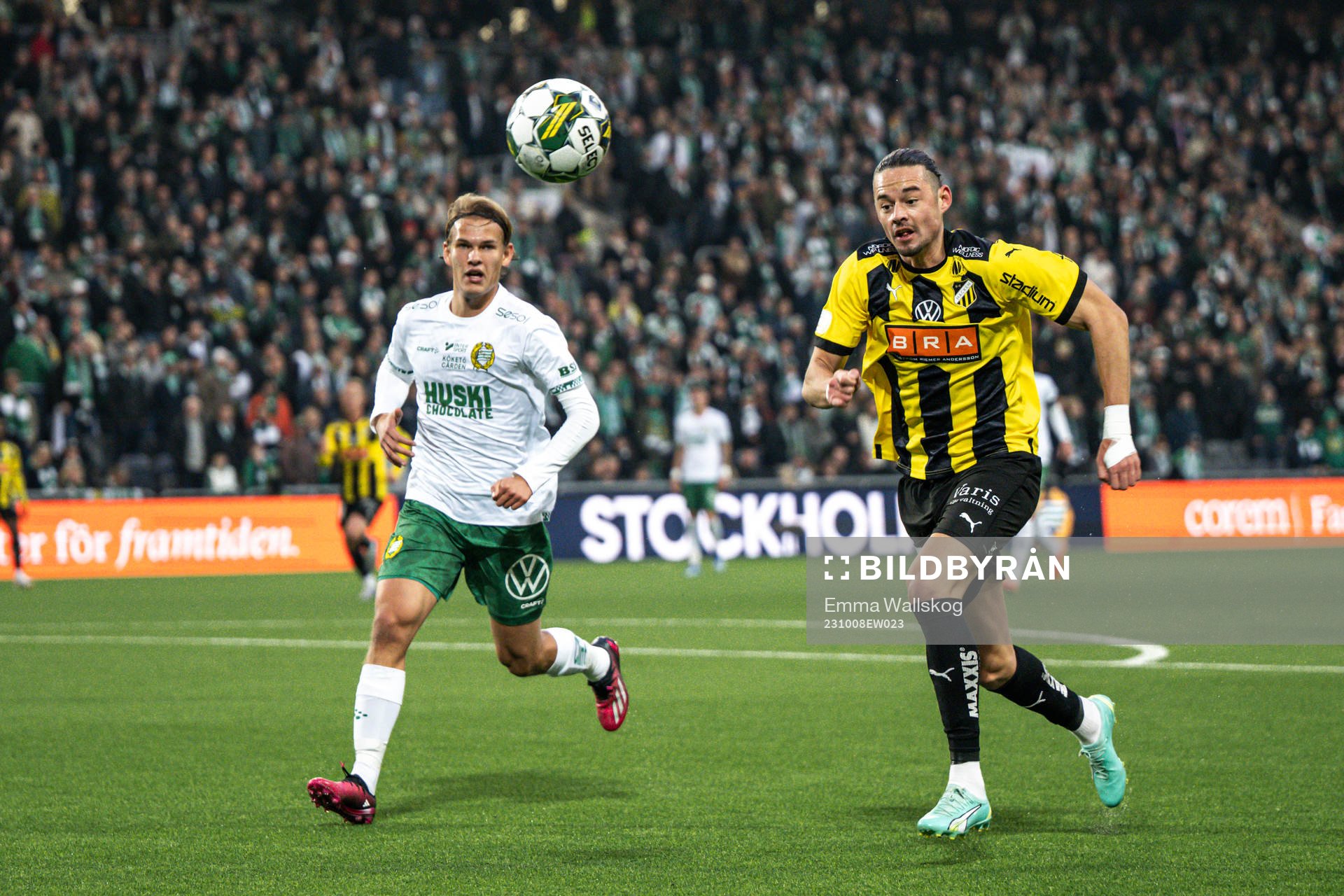 Hammarbys Markus Karlsson och Häckens Amor Layouni